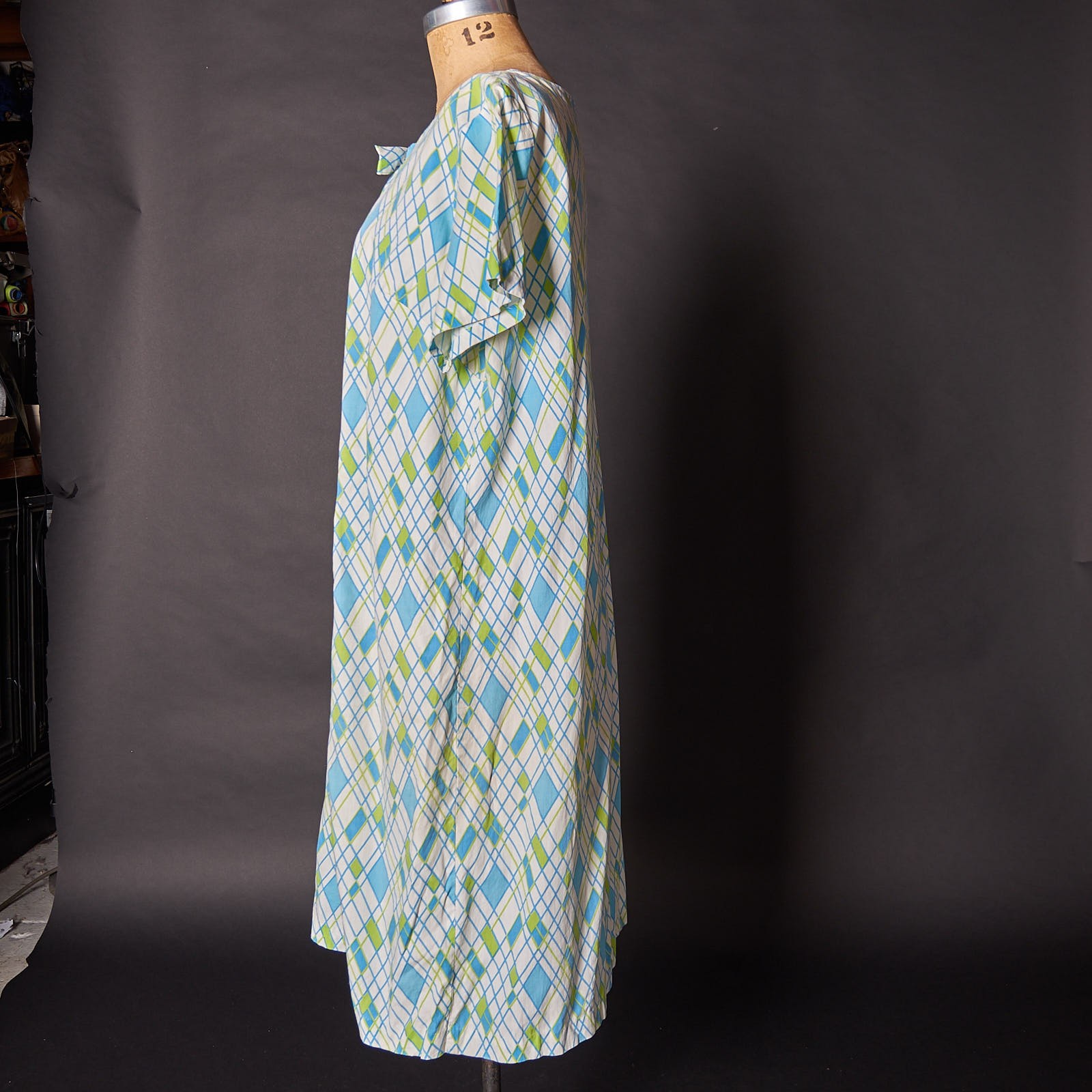 1950s Atomic Pattern House Shift Shirt Dress Green and Blue Vintage Nightdress