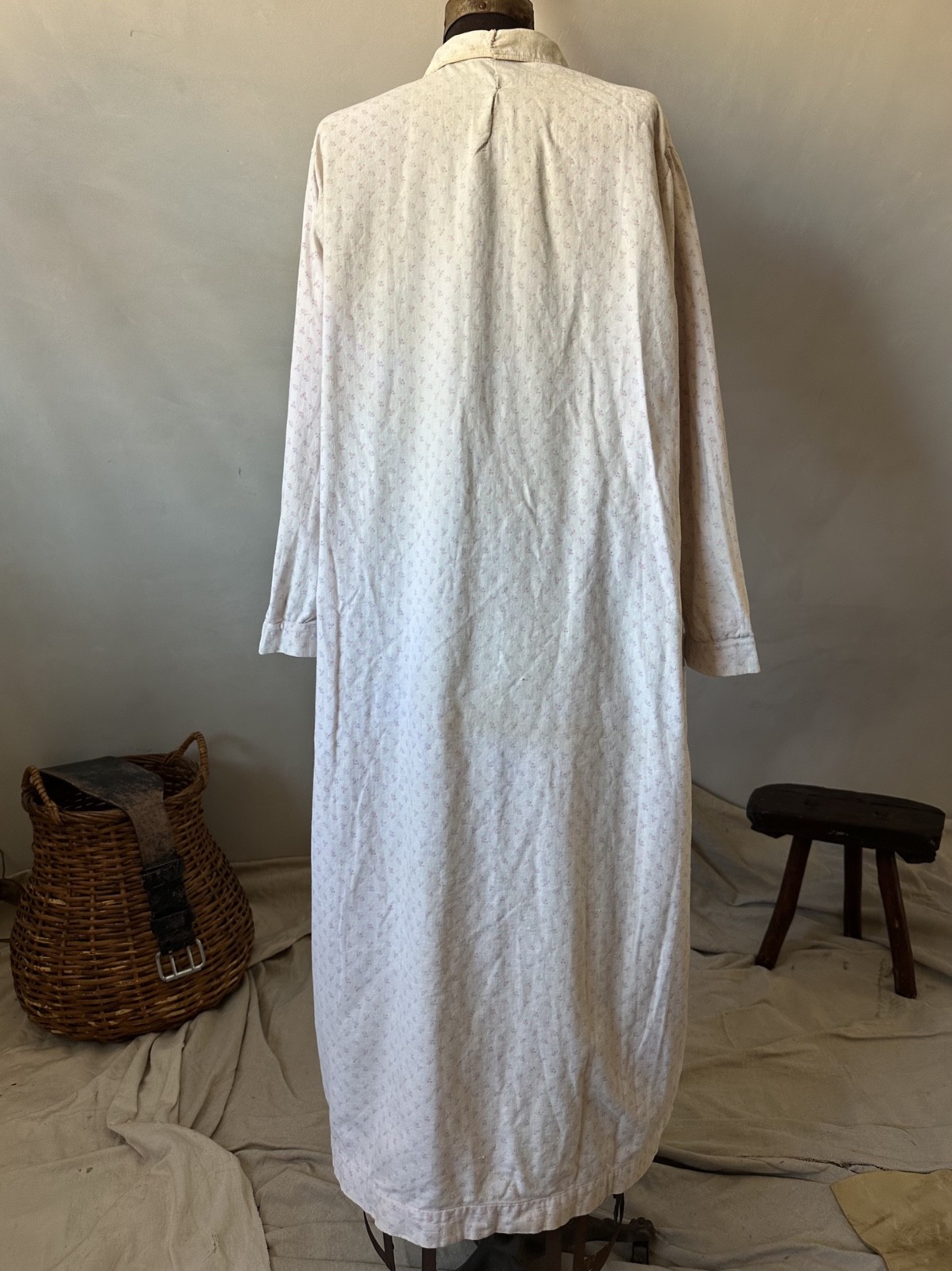 1920s 30s French Pink Flannel Dress Floral Pullover Nightgown Fade Repairs Worn