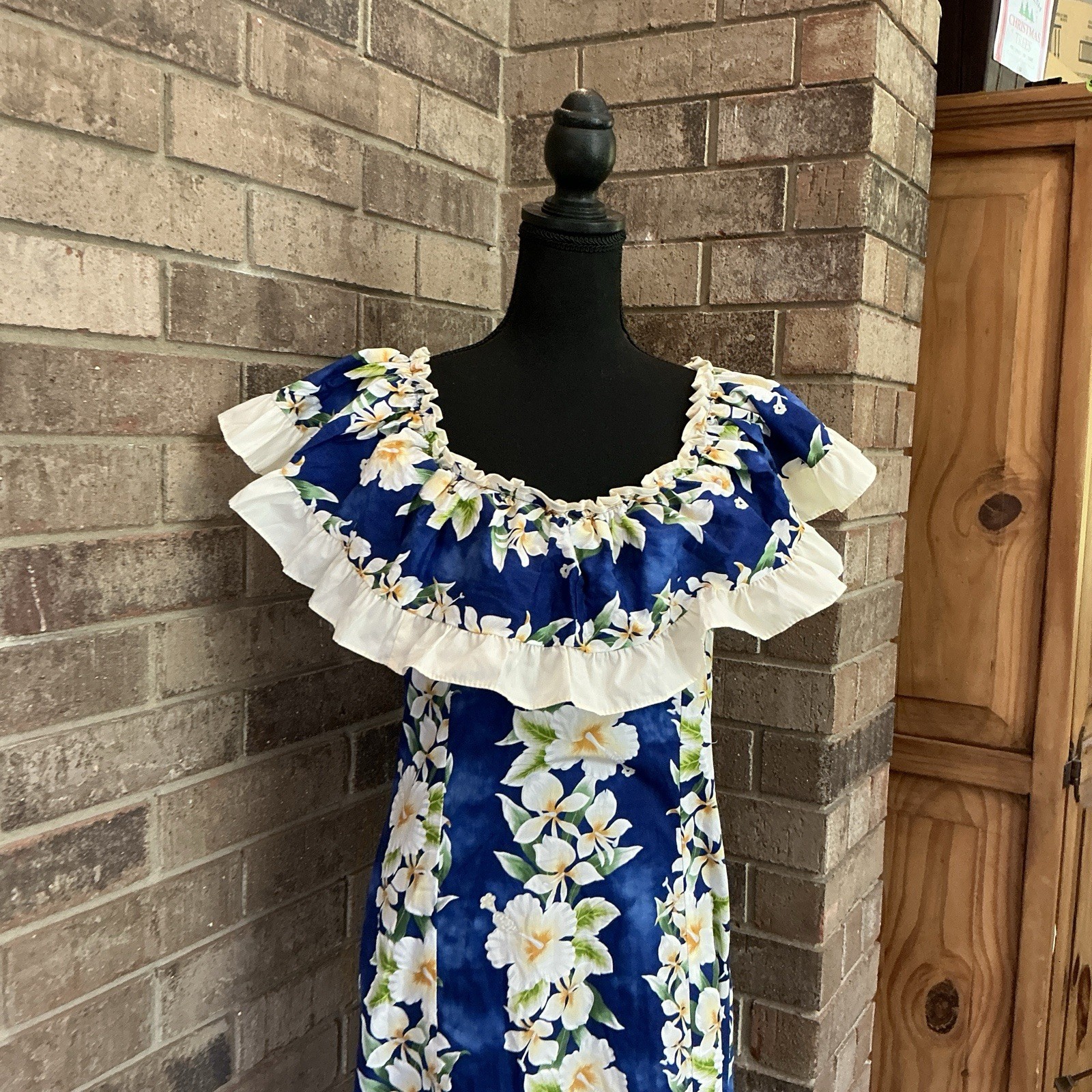 VINTAGE Royal Creations Blue Floral Muumuu Dress Size M Ruffle Hawaii Made #1501