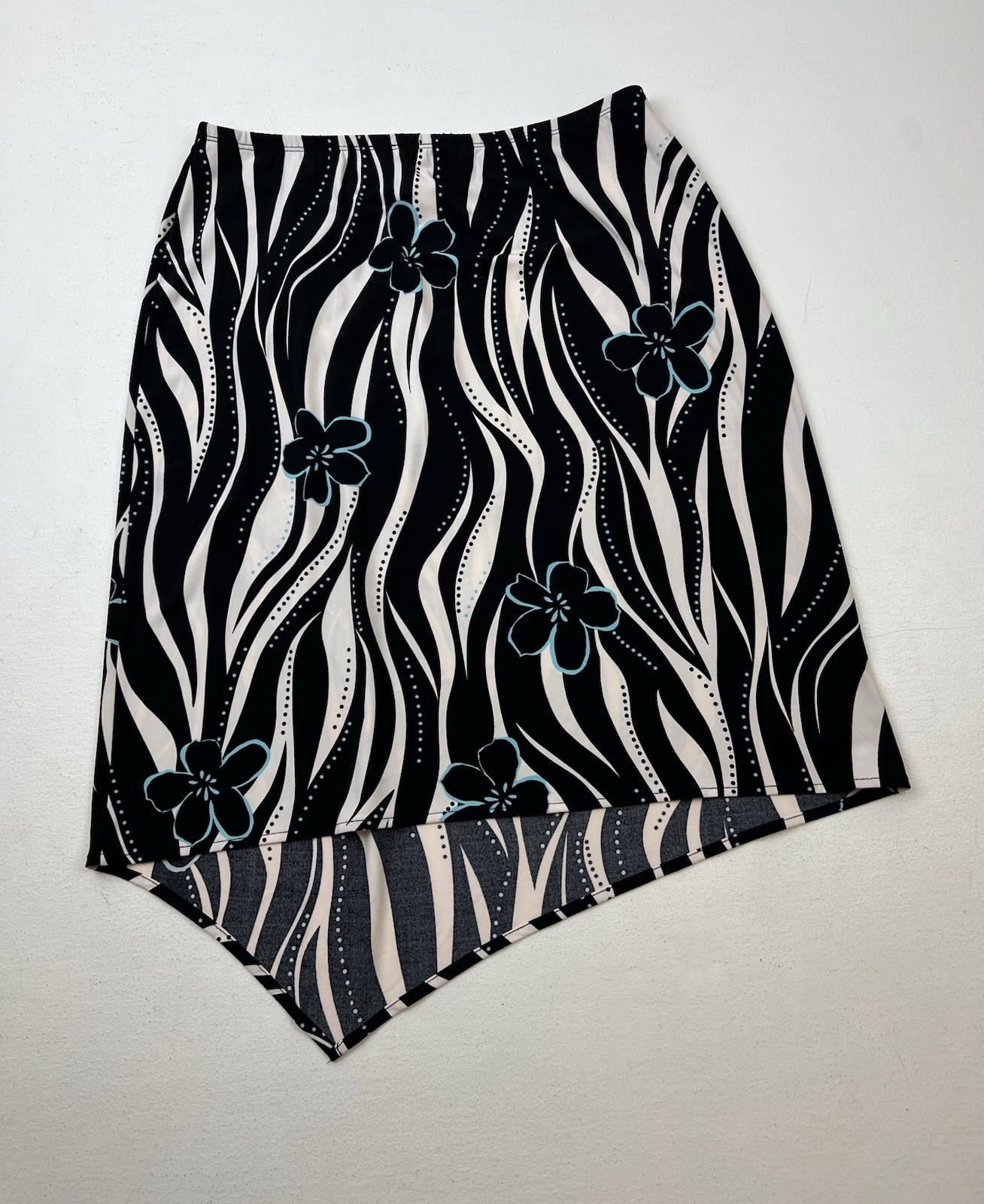 Vtg Y2K Apostrophe Stretch Skirt Sz M Floral Animal Asymmetrical Hem Grunge