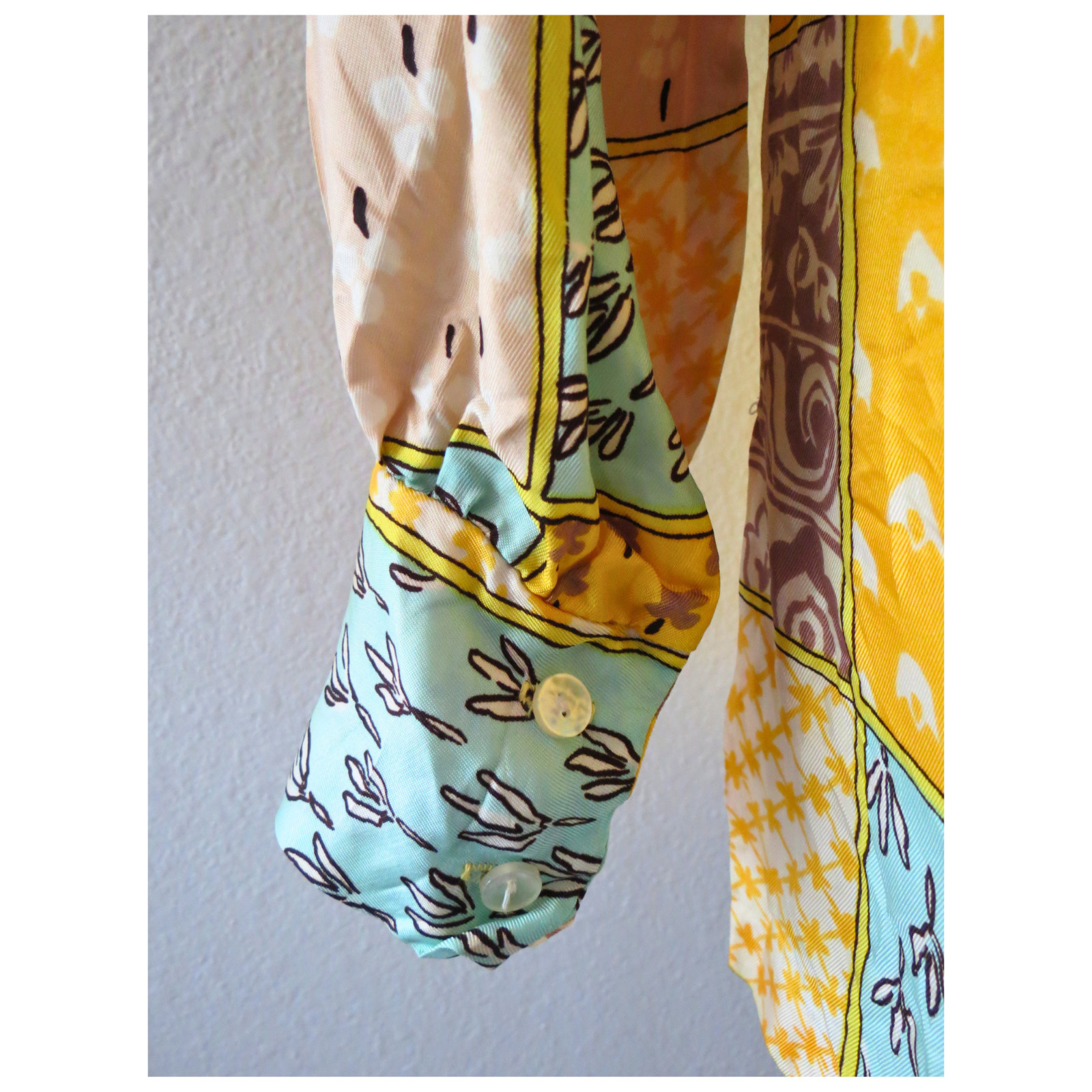 Vintage 60s Groovy Blouse – Long Sleeve Psychedelic Print Mod Top – Medium
