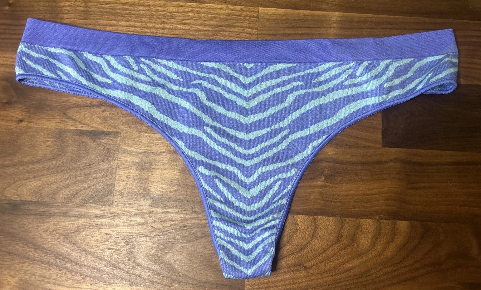 Vtg No Boundaries Thong Panties sz M Y2K Yoga Blue Purple Low Rise