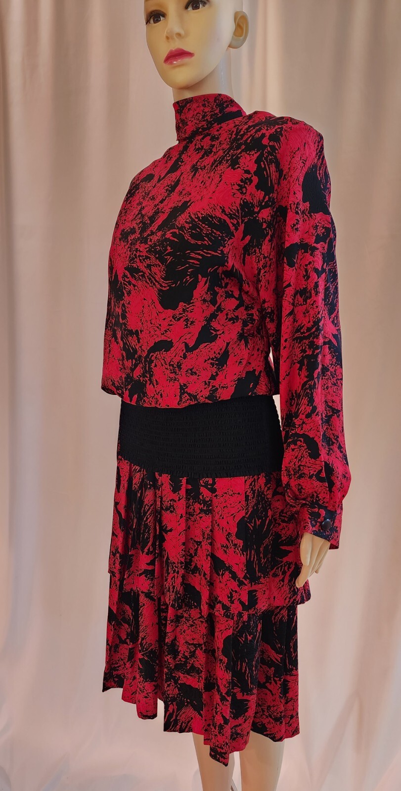 Nieman Marcus VTG Red/Black Abstract Print Dropped Waist Silk Dress Size 10