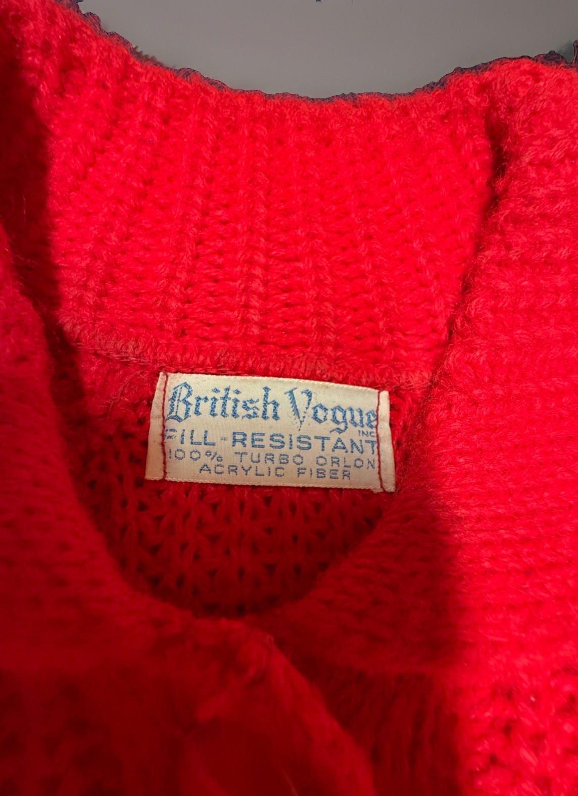 ⁠Vtg 60s 70s British Vogue Red Chunky Knit Cardigan Sweater Turbo Orlon Acrylic