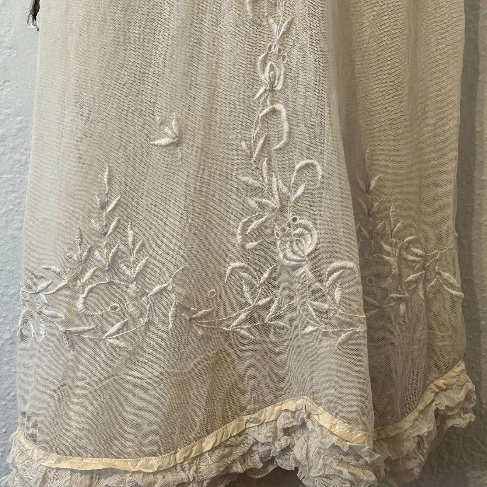 Antique Edwardian Sheer White Ruffle Floral Net Lace Gown Lawn Dress Bridal
