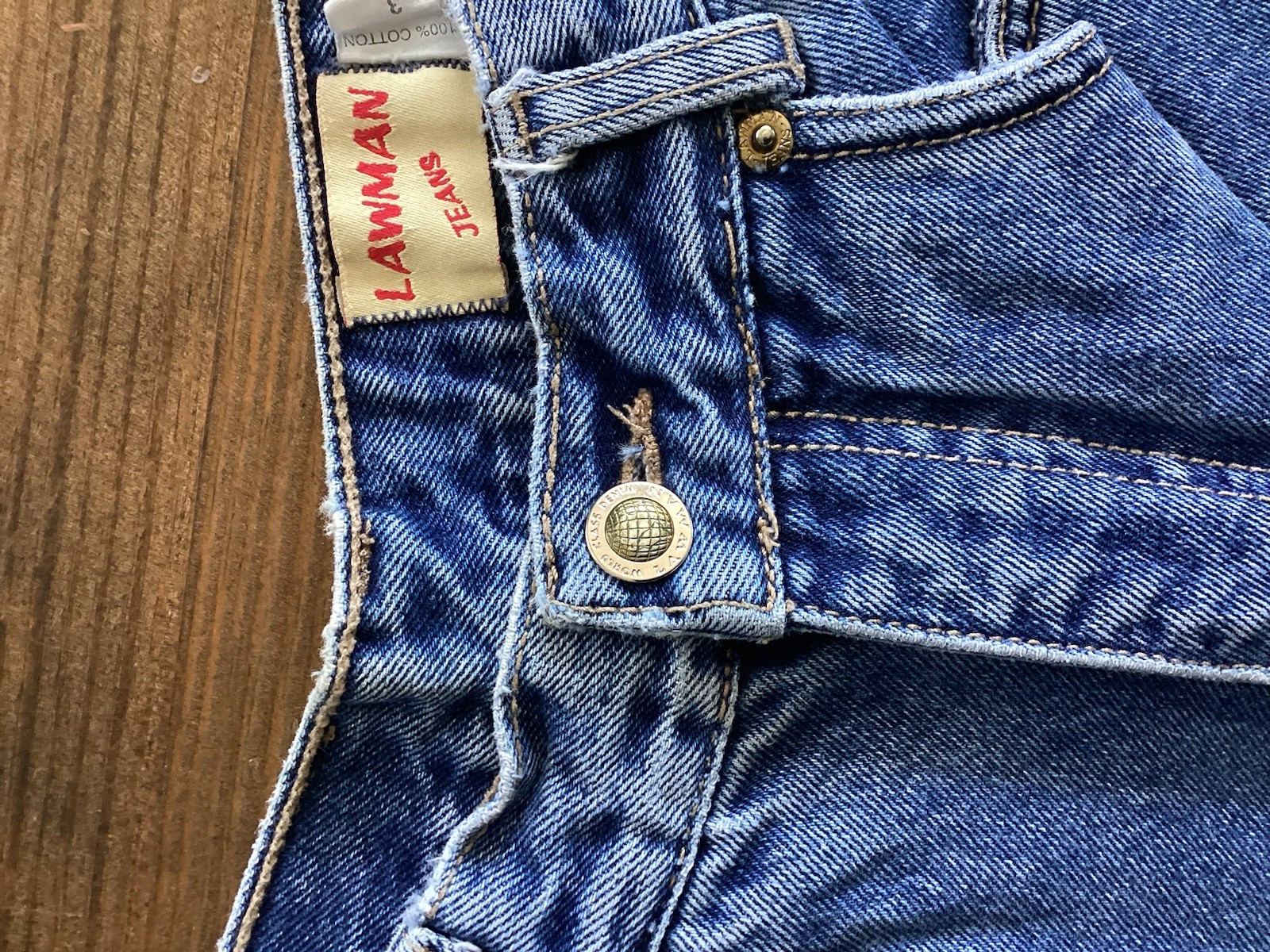 High-rise 80s Women Mom Jeans- Classic Quality Denim Stright Leg Size 3 Blue