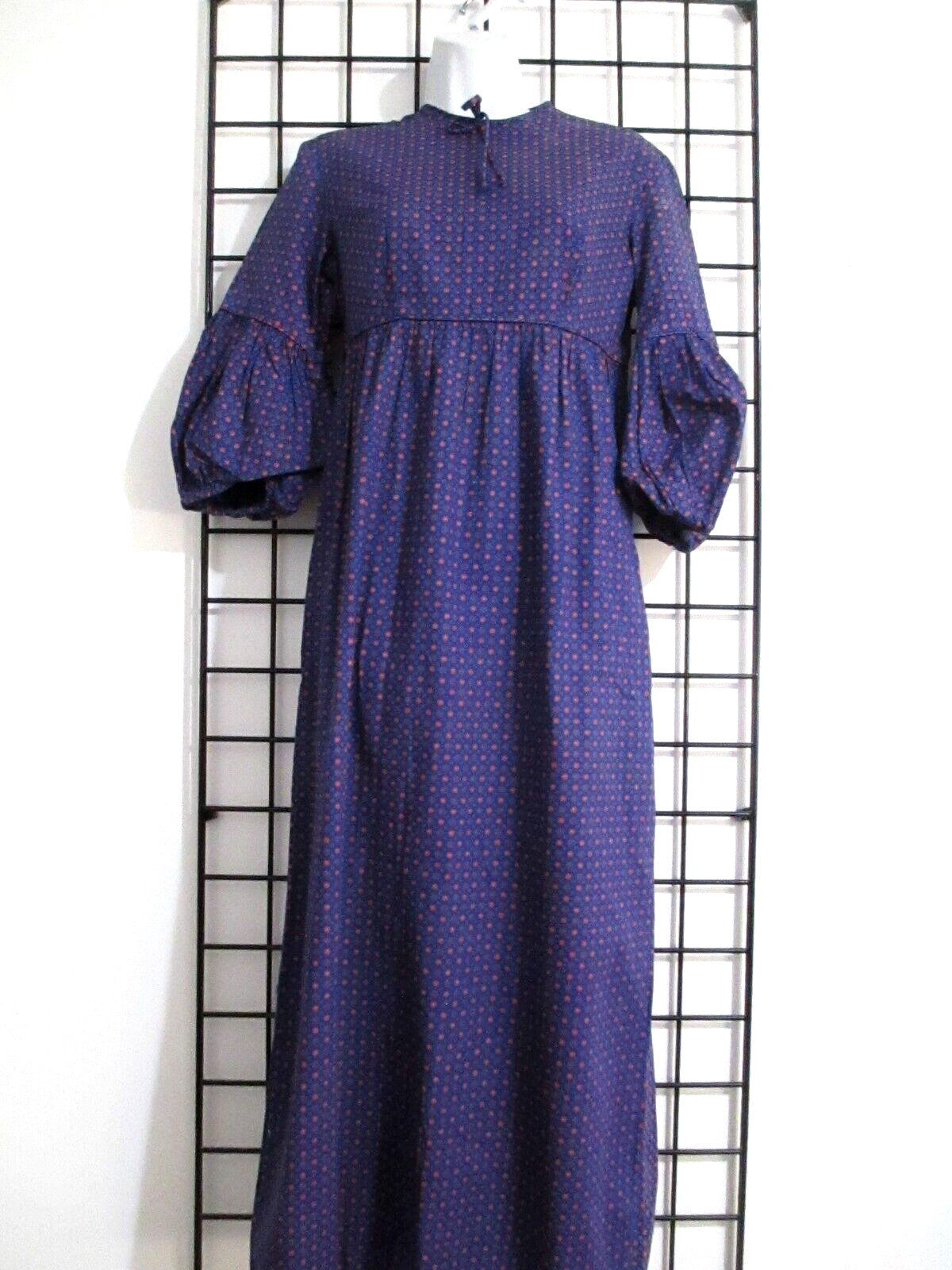 VINTAGE FRITZI OF CALIFORNIA 🌸 XS / 34″ BUST MAX==70’S BLUE CALICO MAXI DRESS