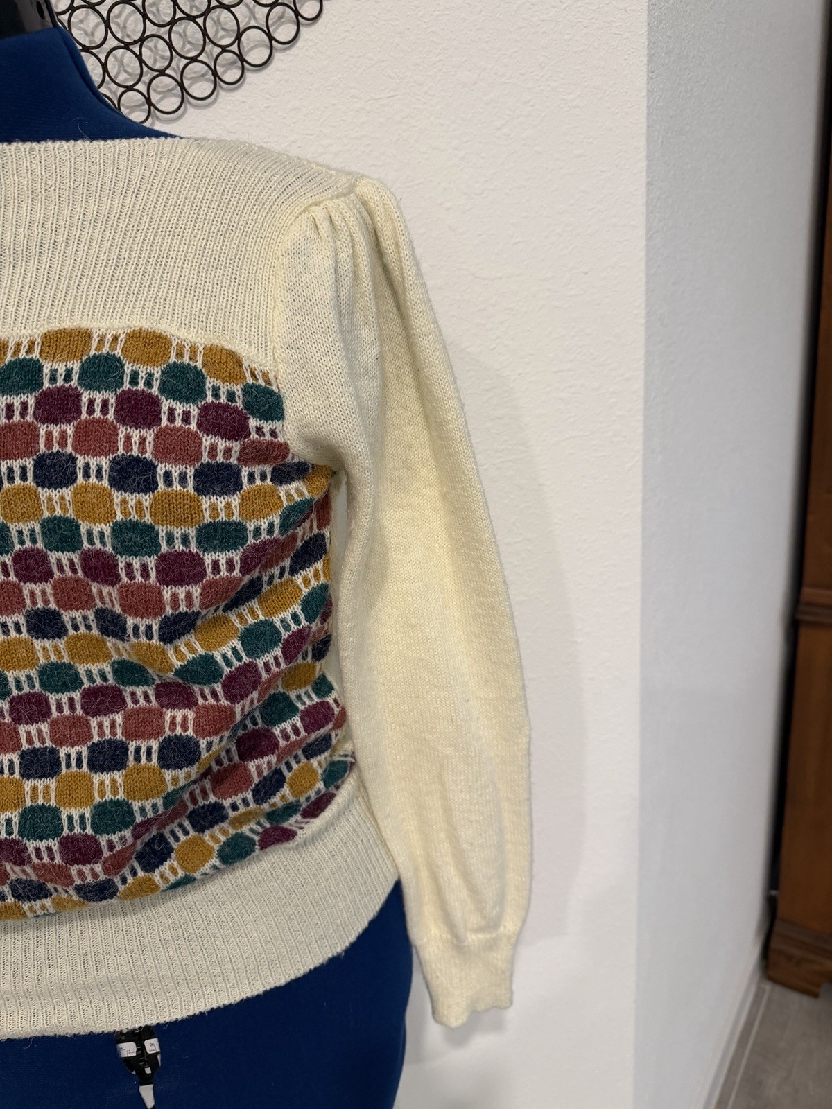 Women’s Vtg 70’s 80’s Sweater Size Small Medium