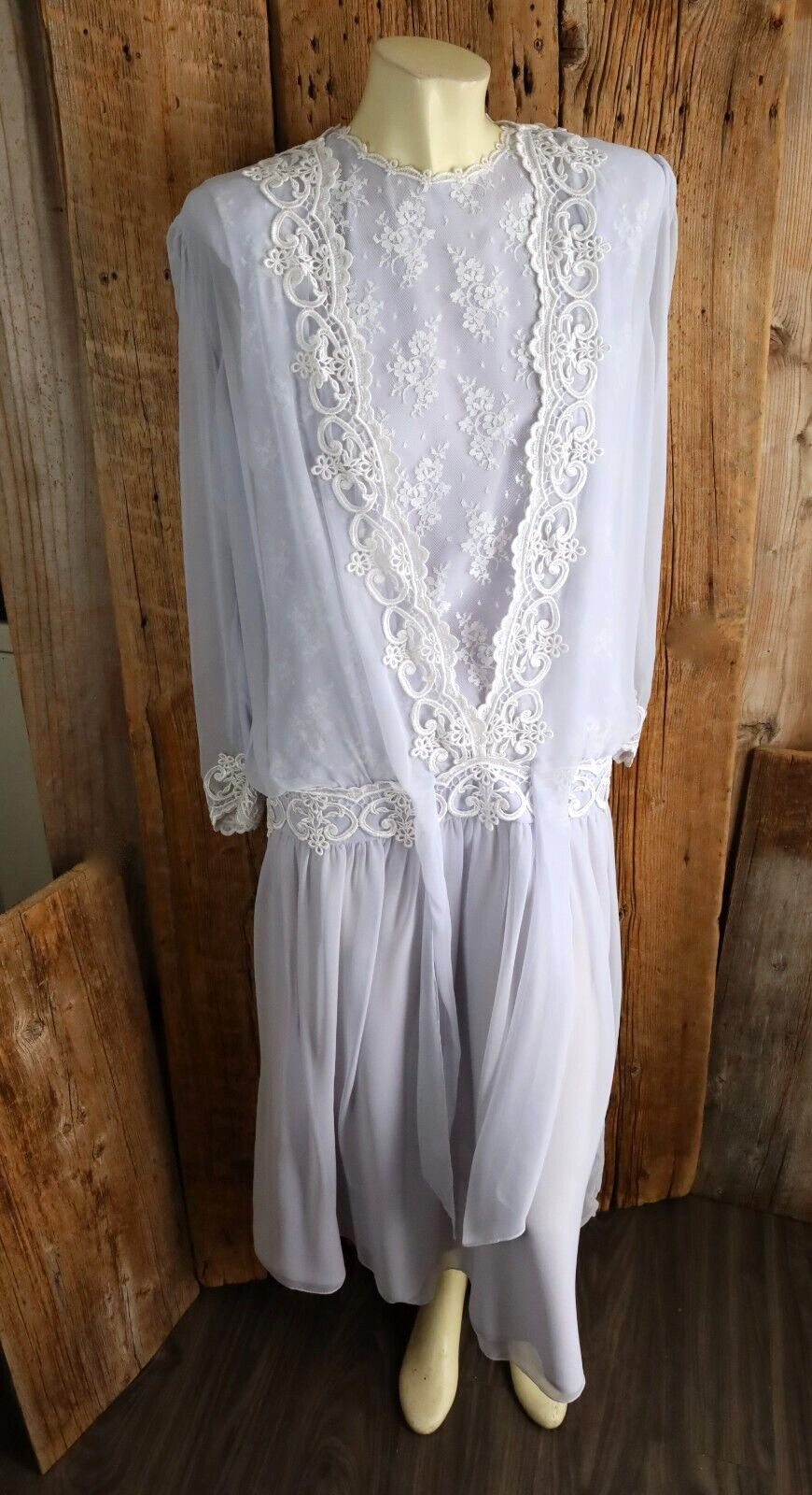 Vintage Jessica McClintock Lacy Pale Purple Wedding Dress Size 10