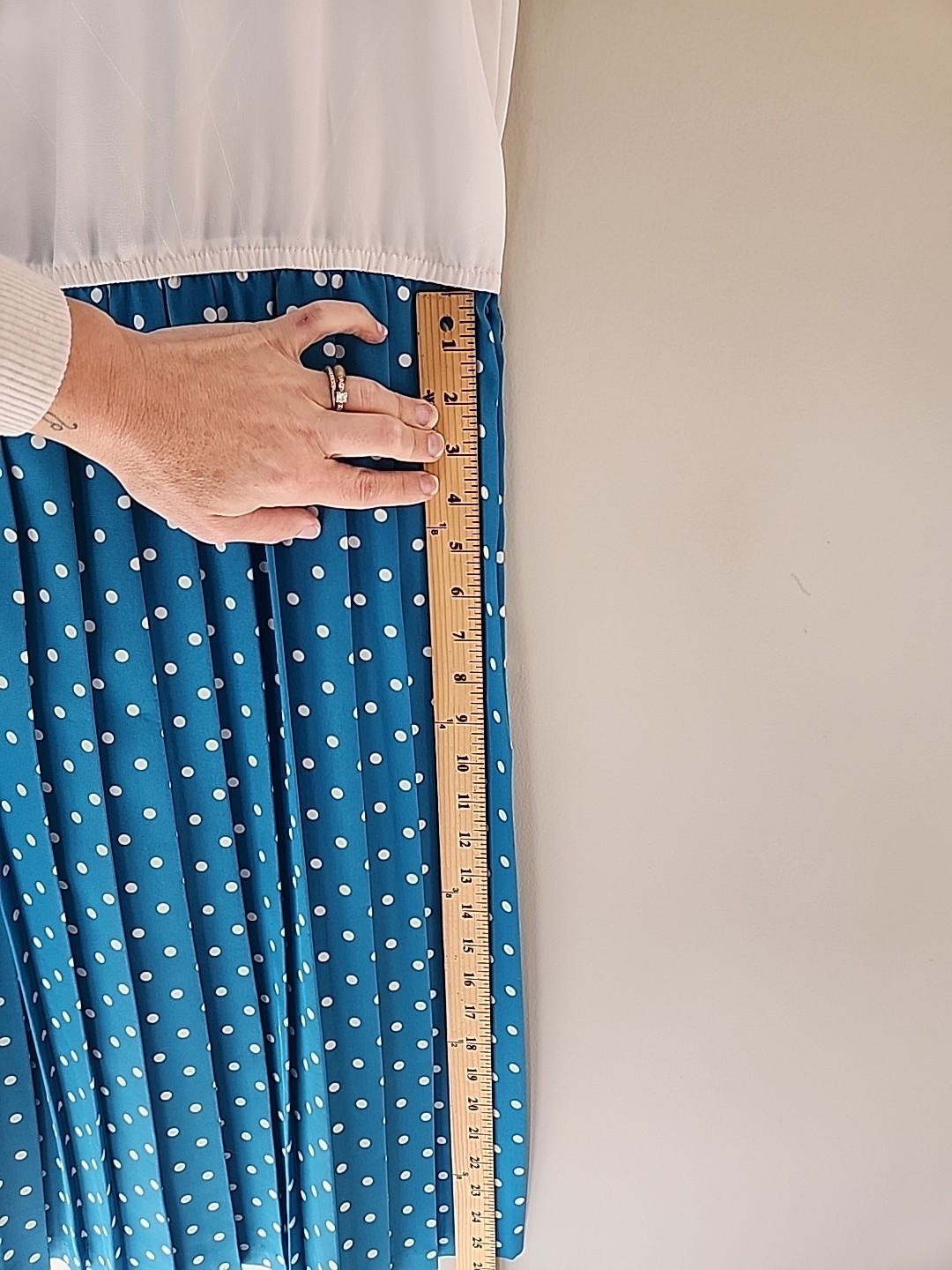 Vintage 80s Leslie Fay Petite Women’s Secretary Pleated Midi Dress Polka Dot 10