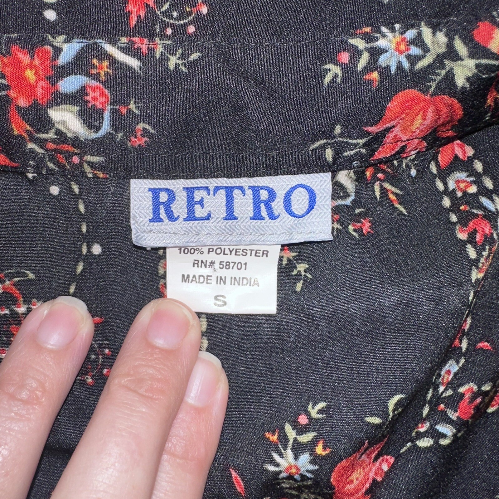 Vintage- Retro Woman’s Floral S/S Button Up Shirt Sz S Small Retro Hippie