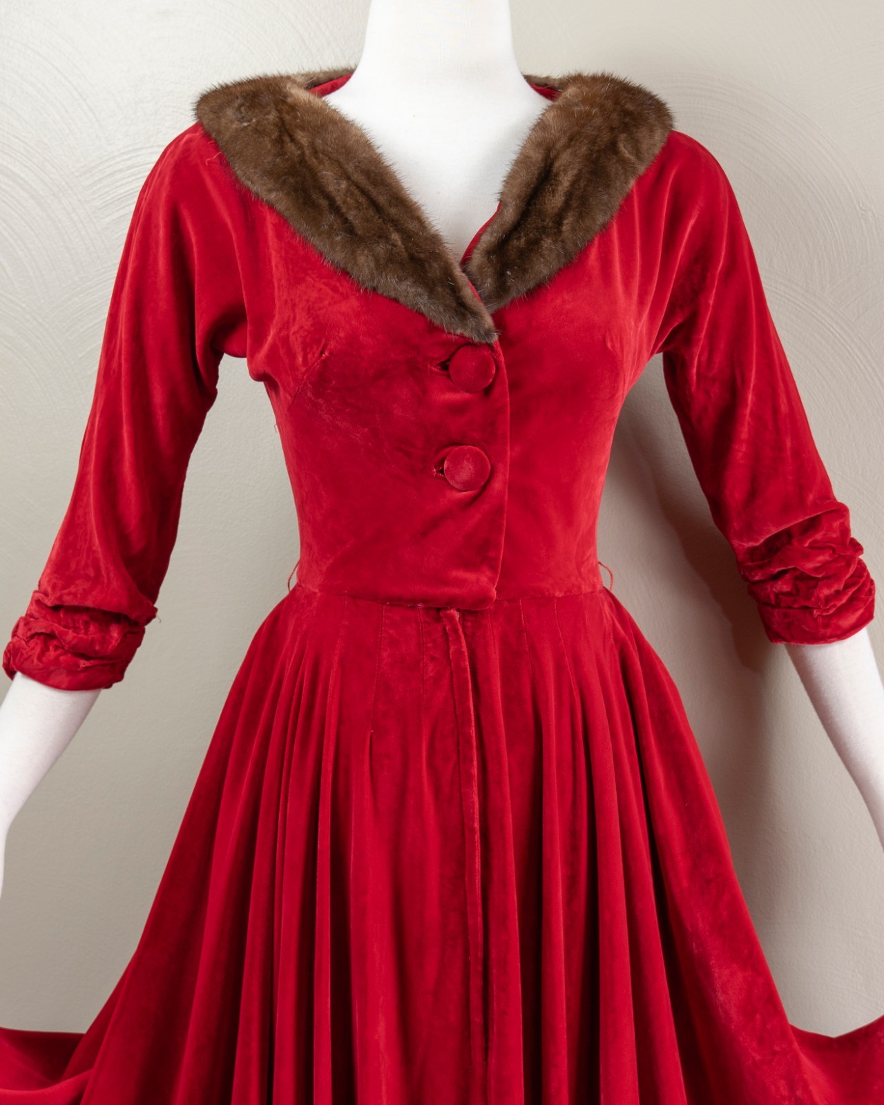 40s/50s Red Velvet Dressing Gown/Hostess Dress, Mink Trim Glam Loungewear, Small