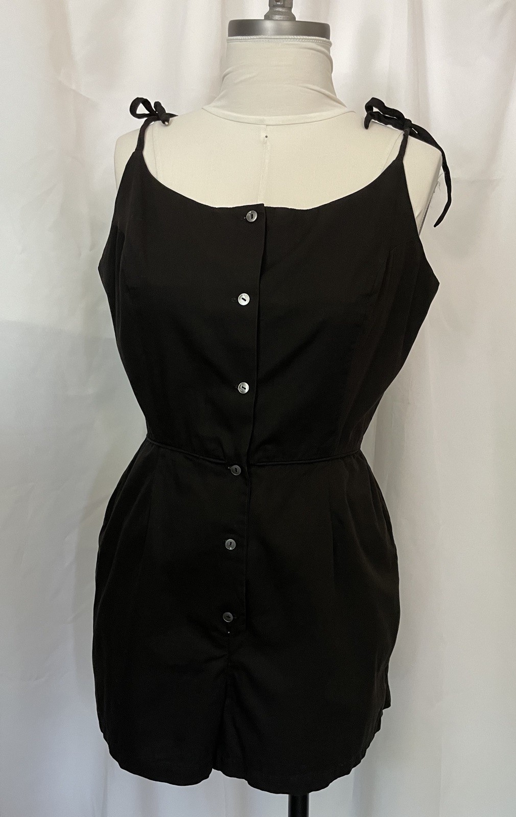 1950s Kerrybrooke California Playsuit Jumper with Tie Shoulders B 40″ W 29″