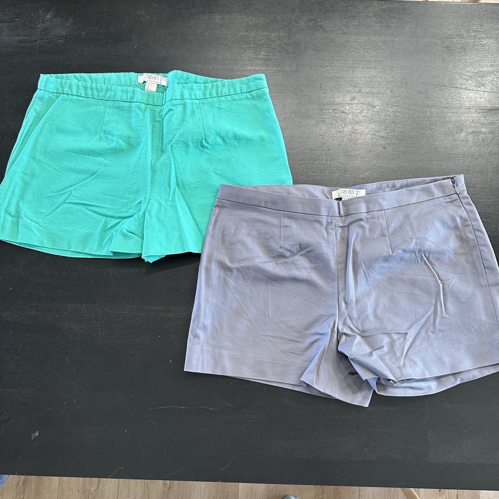 VTG Y2K 2 Pair Forever 21 Women Shorts Stretch Lg Gray Turquoise Business Dressy