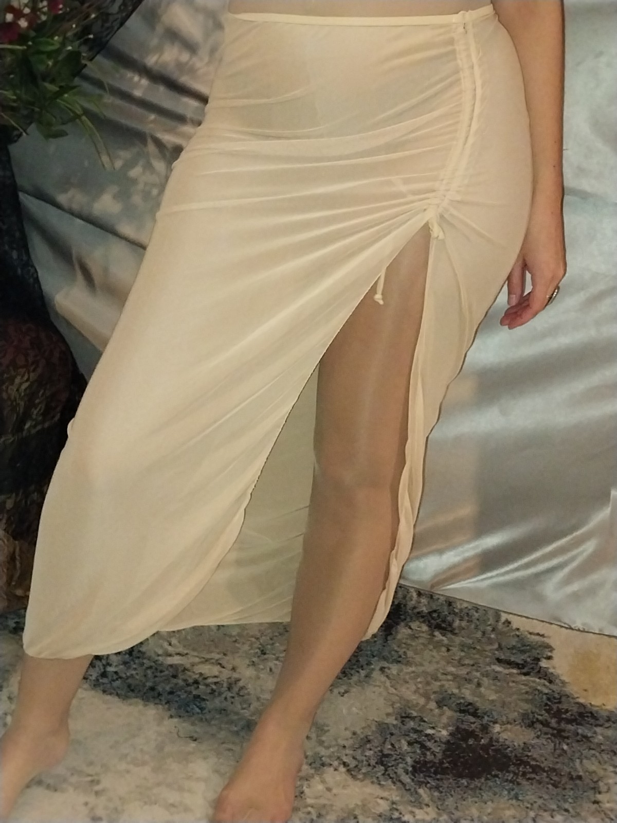 VTG SILKY NYLON TAN IVORY TRANSPARENT SHEER MESH SLIT RUCHED SKIRT L SPANDEX