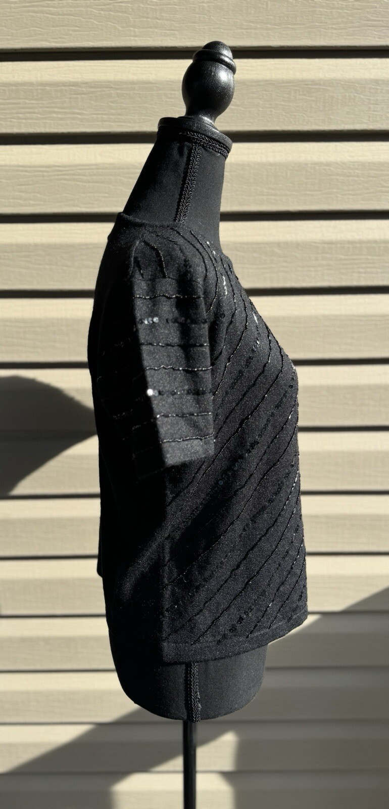 Sz S Black Silk & Wool Short Sleeve Sweater Top Knit Shirt Sequins Beaded Dressy