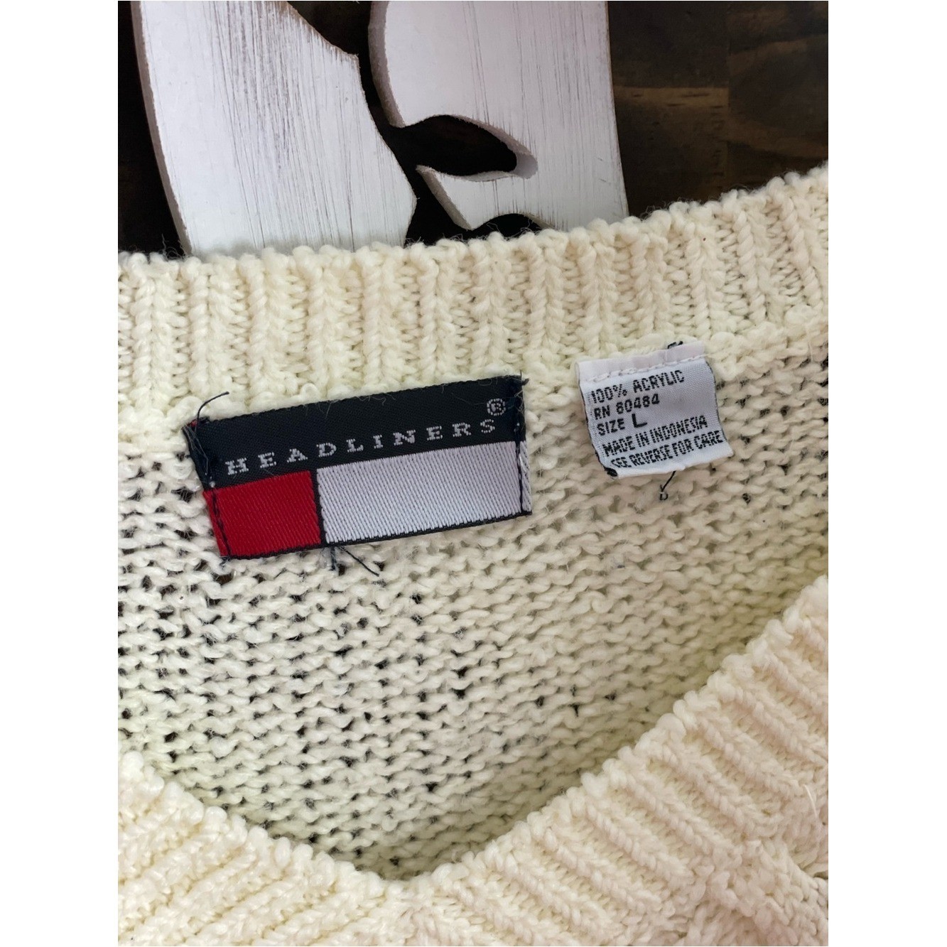 Headliners | Vintage Ivory Cream Cable Knit V-Neck Sweater Chunky Ribbed Knit