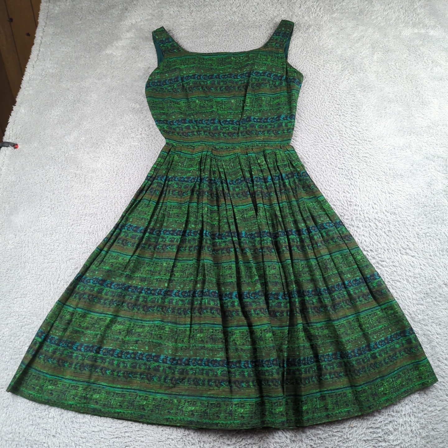 VTG Early 1960s Dress Womens 8 Green Mod Knee Length Zippered Go Go Nancy Greer