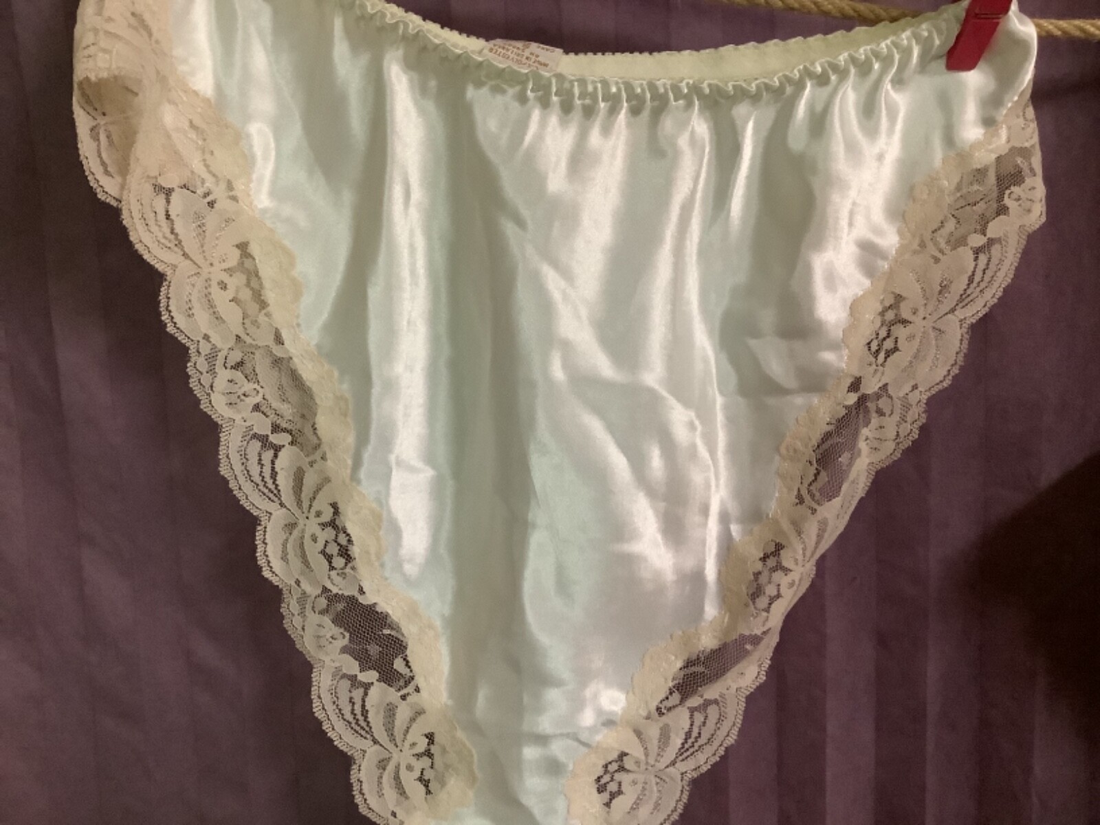 VINTAGE 90’s VICTORIA SECRETS GOLD LABEL CAMI & HIGH CUT PANTIE SET CREAM &IVORY