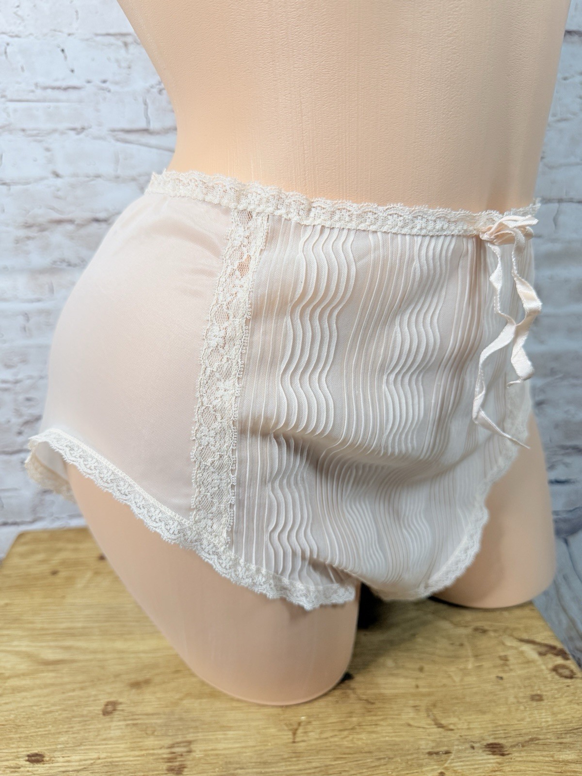 Vintage Silky Nylon Sheer Chiffon Lace Granny Gusset OLGA Panties NUDE M