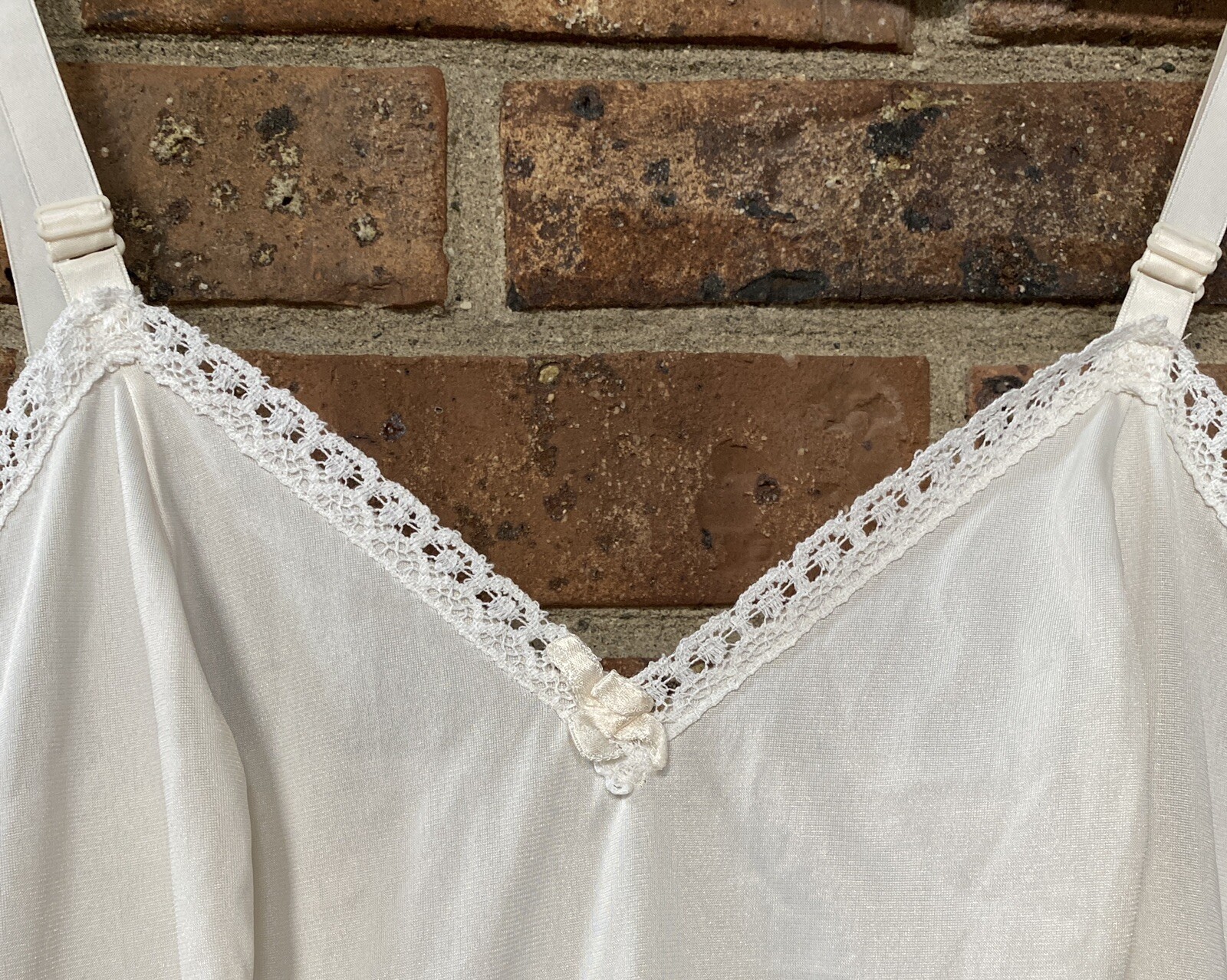 Vtg Sears The Doesnt Slip Slippery Ivory Lace Trim Bow Anti Cling Women 38 Tall