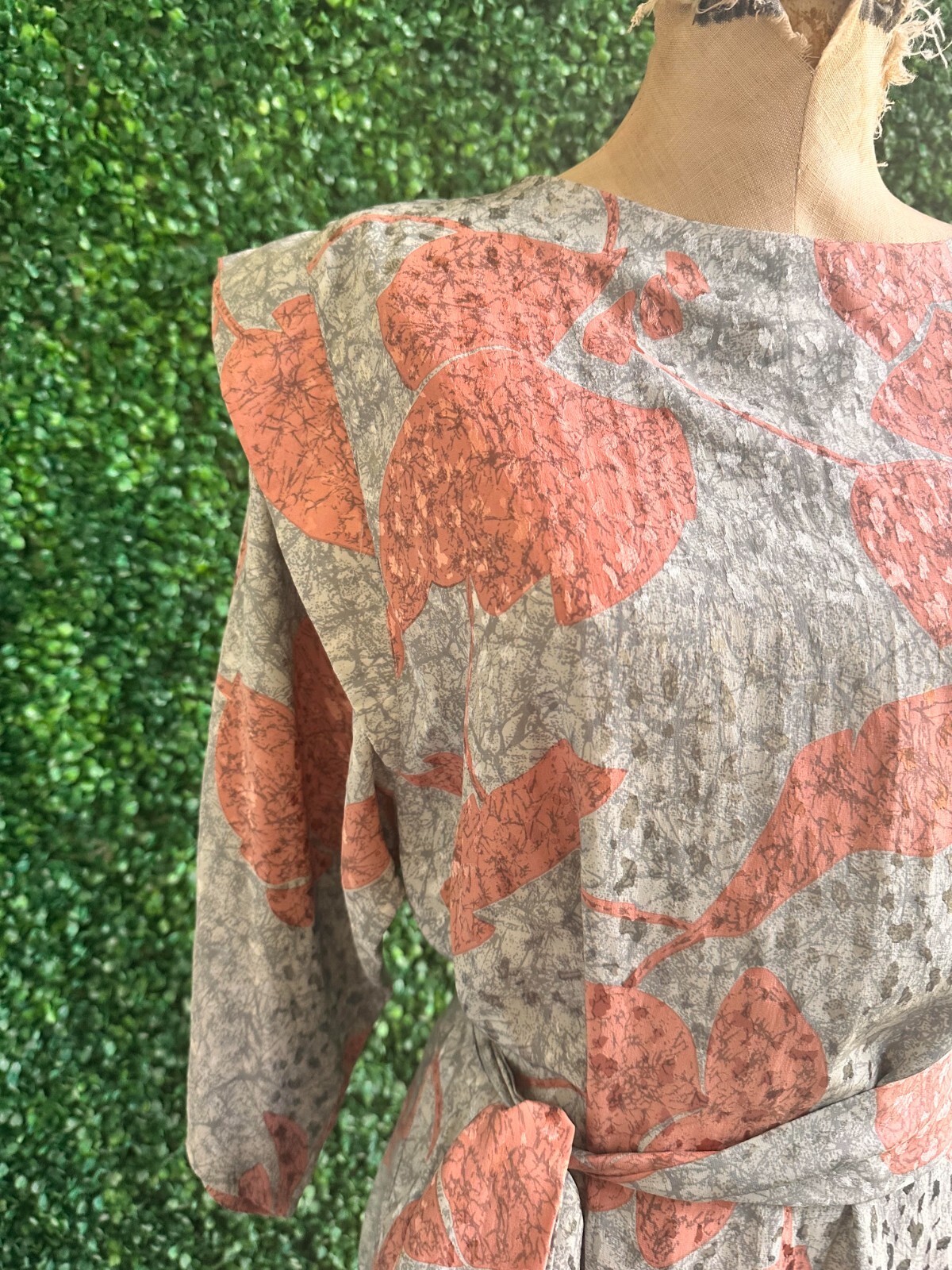FLORA KUNG 80s Gray Pink Silk Balloon Slv Secretary Cocktail Belted Dress