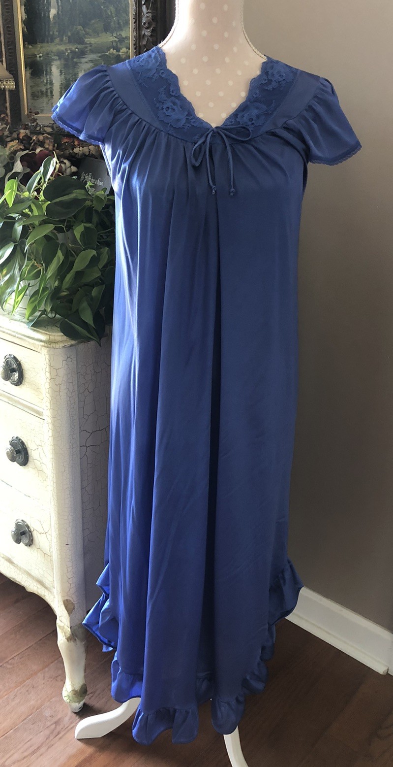 VTG Nightgown Nylon Silky Royal Blue Flutter Sleeves Lace Ruffles Women’s Medium
