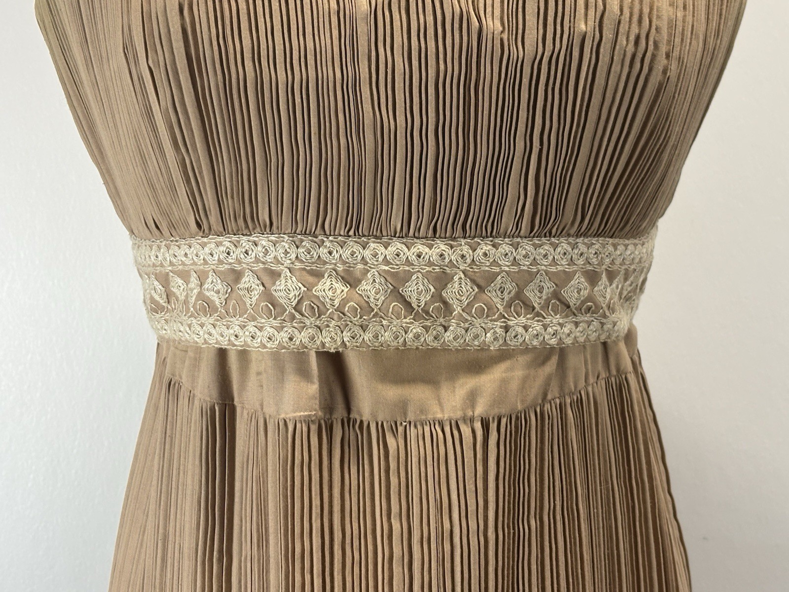 Vtg Handmade Cleopatra Style Midi Dress Women’s Brown 60s Embroidered