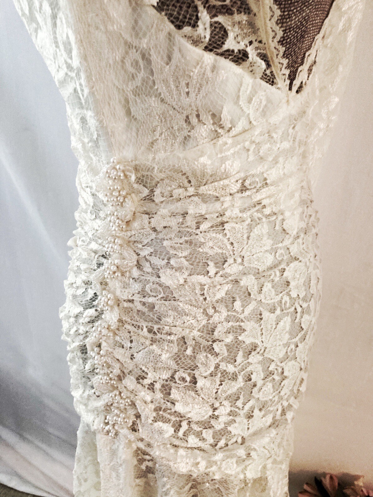 Gorgeous Pure Vintage Bridal Gown XXS Detail Lace Pearl Wedding Dress Open Back