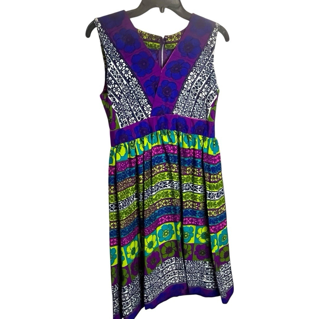 Vintage 60s Acrylic Barkcloth Colorful Hibiscus Dress