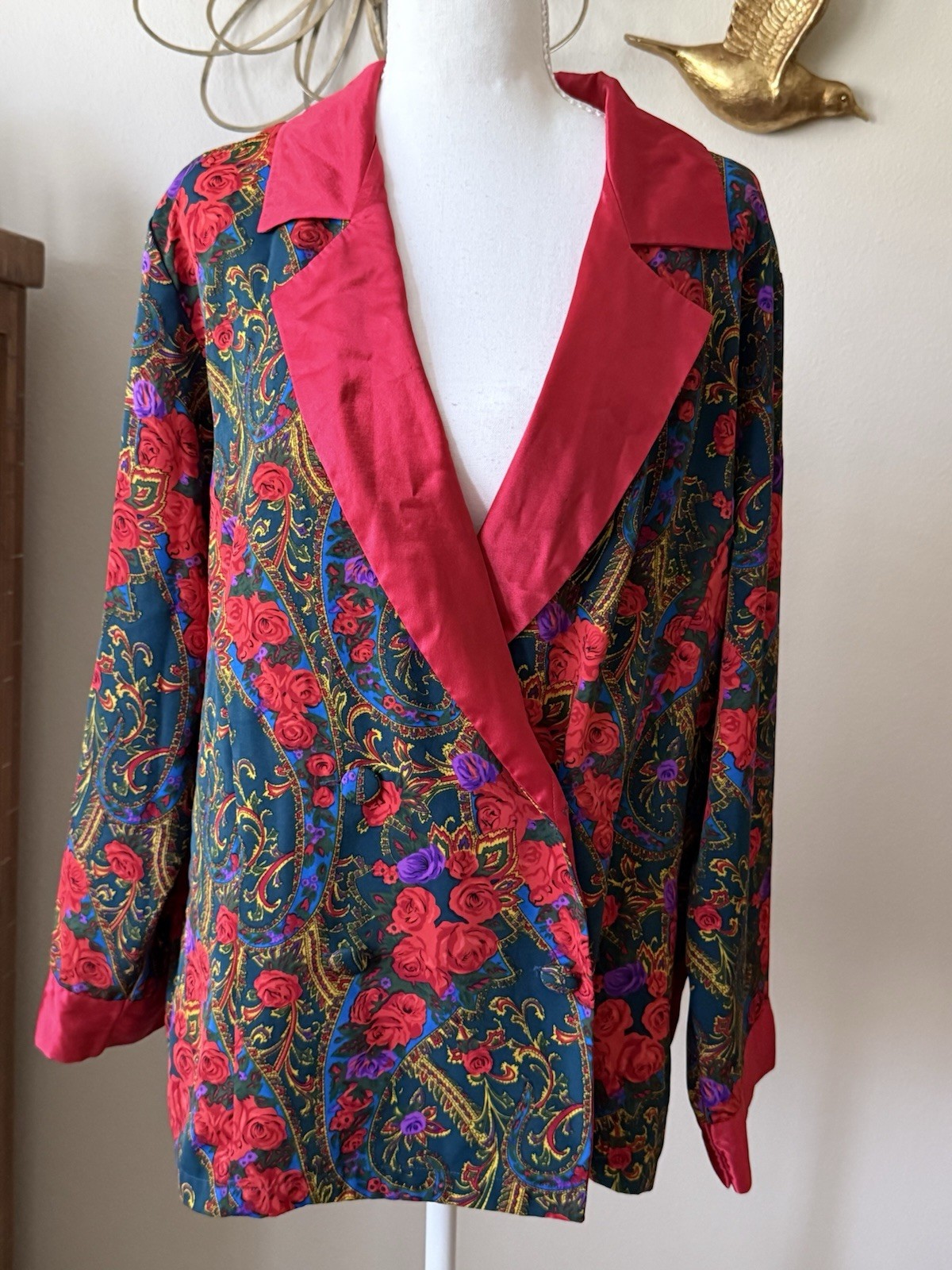 Vintage Victoria’s Secret Gold Label Floral Paisley Satin Smoking Jacket M 90s