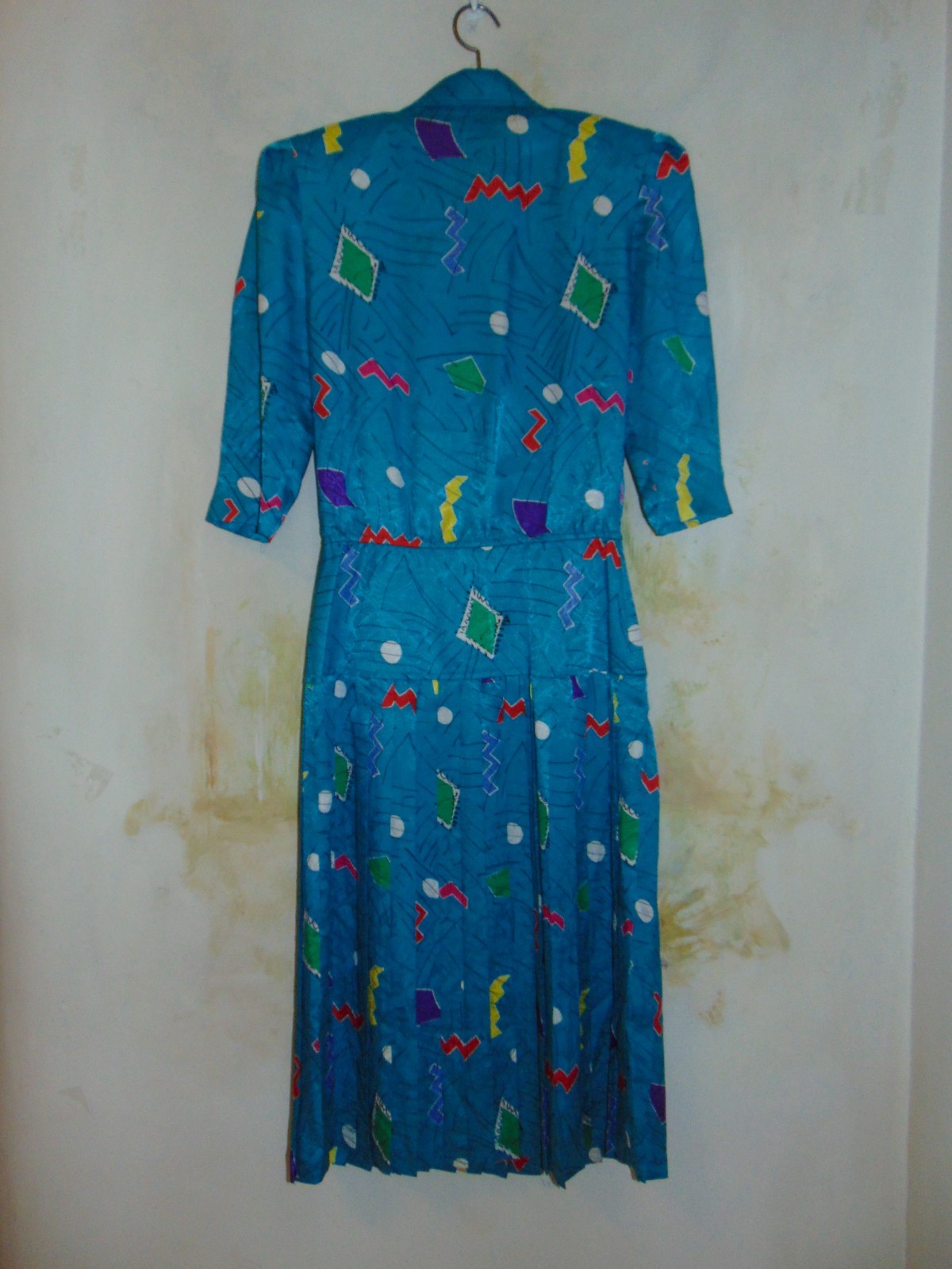 Vintage 80’s La Petite Connection Knee Length Midi Blue Geometric Pleated Dress