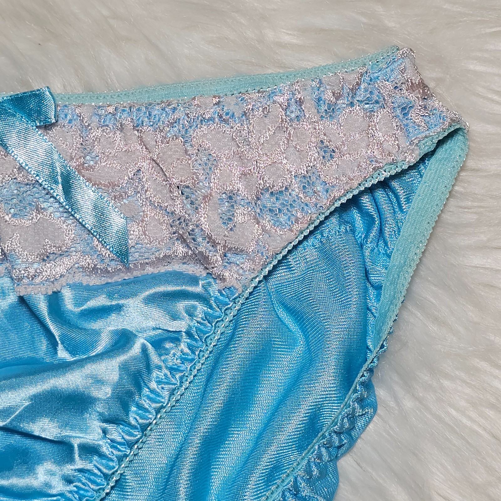 VTG Nylon Satin Panty Silky Blue Bikini Sissy Lace Brief Size Small Hip 32-36″