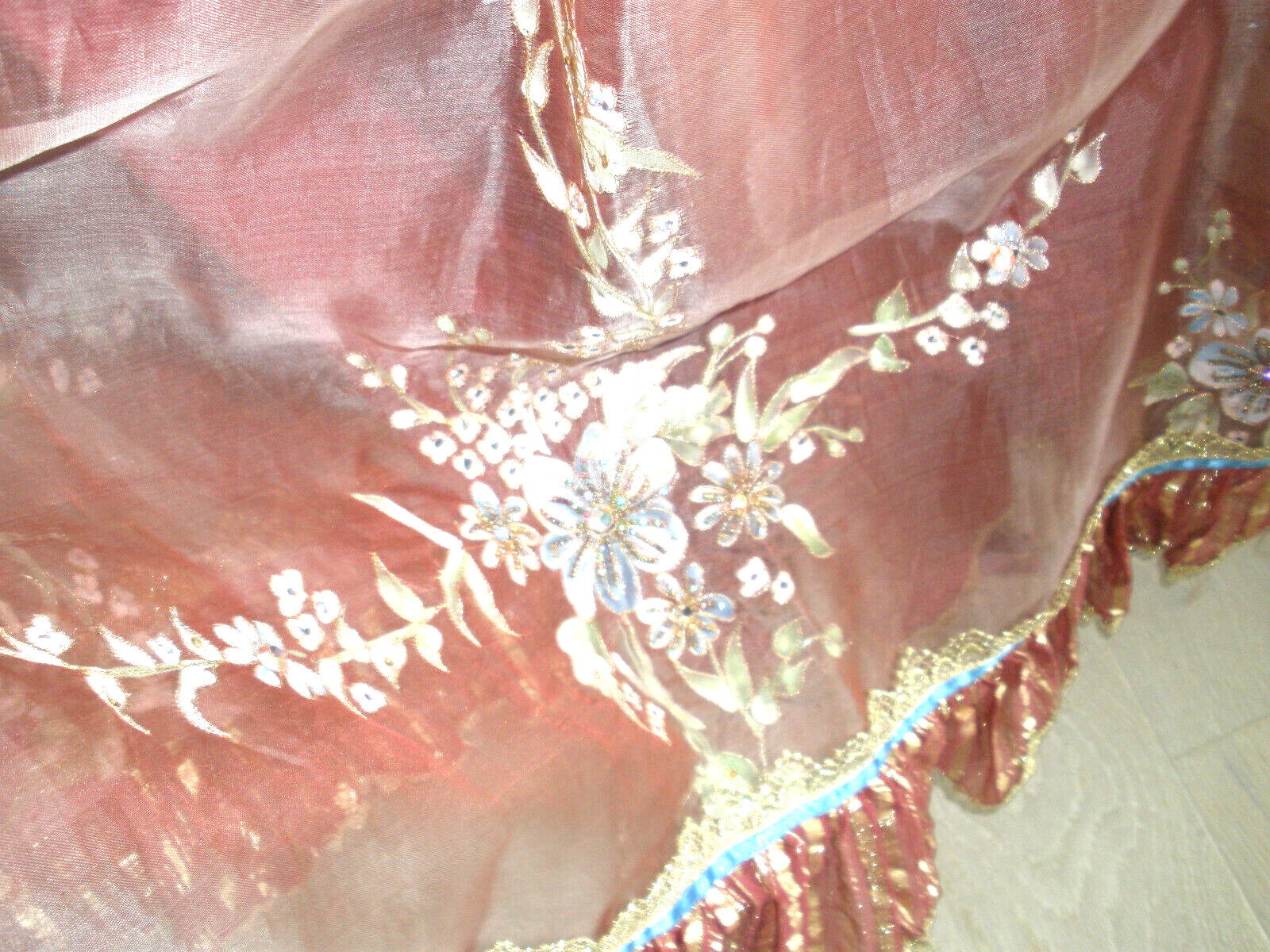 $40K NEVER WORN QUEEN ELIZABETH ROYAL DRESSMAKER SILK PAINTED JEWELED DRESS GOWN