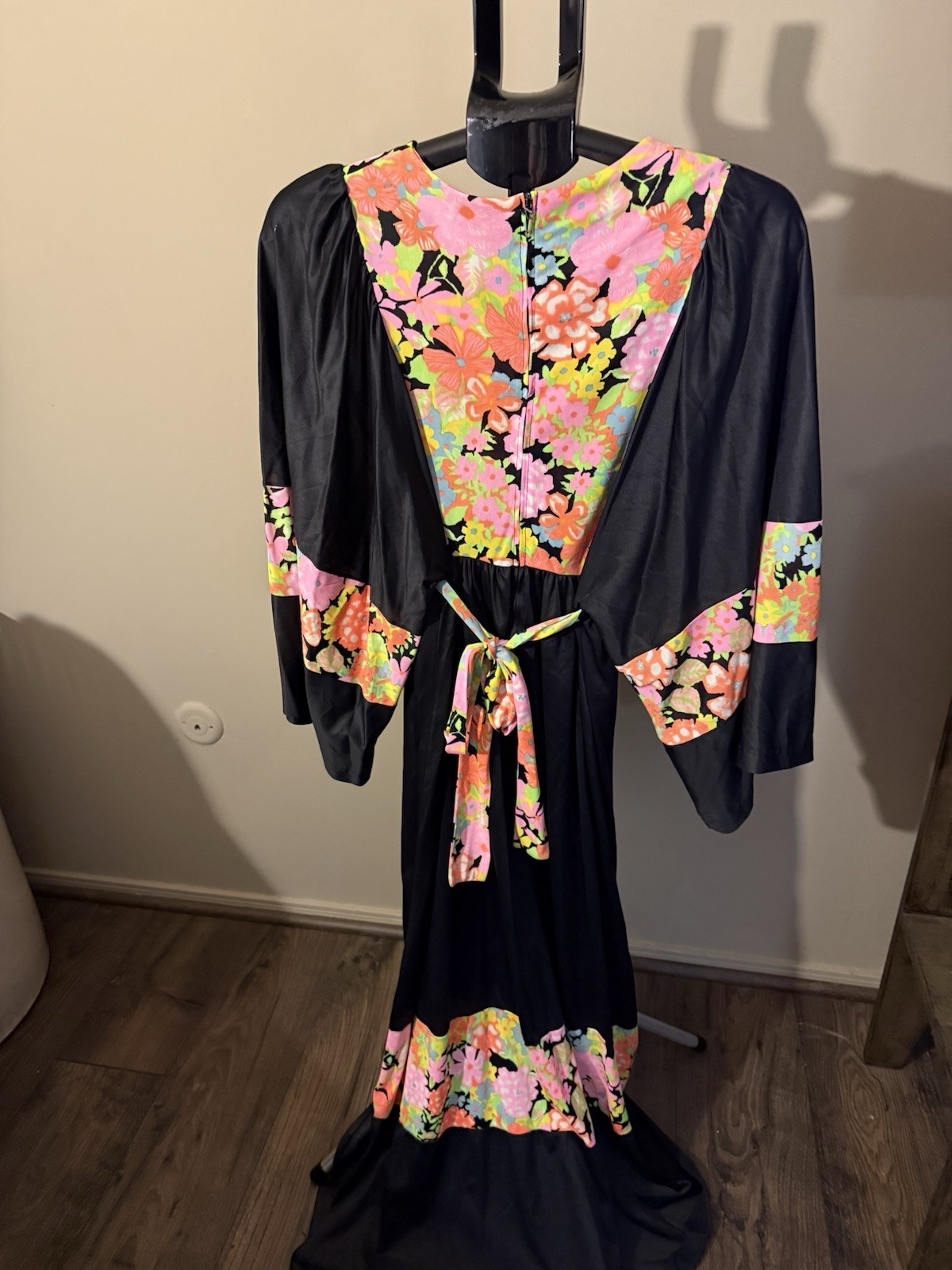 JC Penney Vintage 70’s Floral Loungewear Medium Hippie Raw Bottom Hem