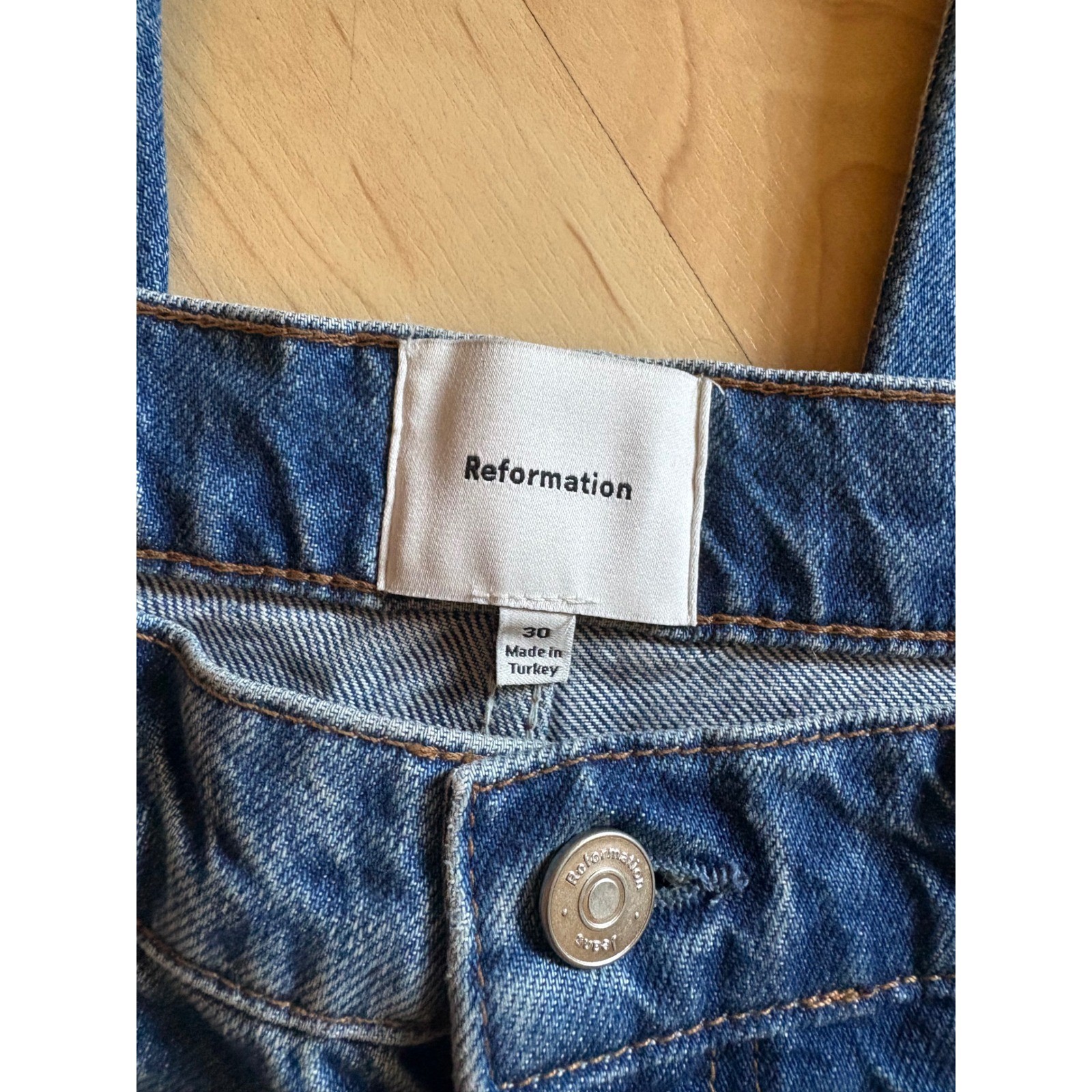 Reformation Val 90s Mid Rise Straight Jeans In Pelican Size 30
