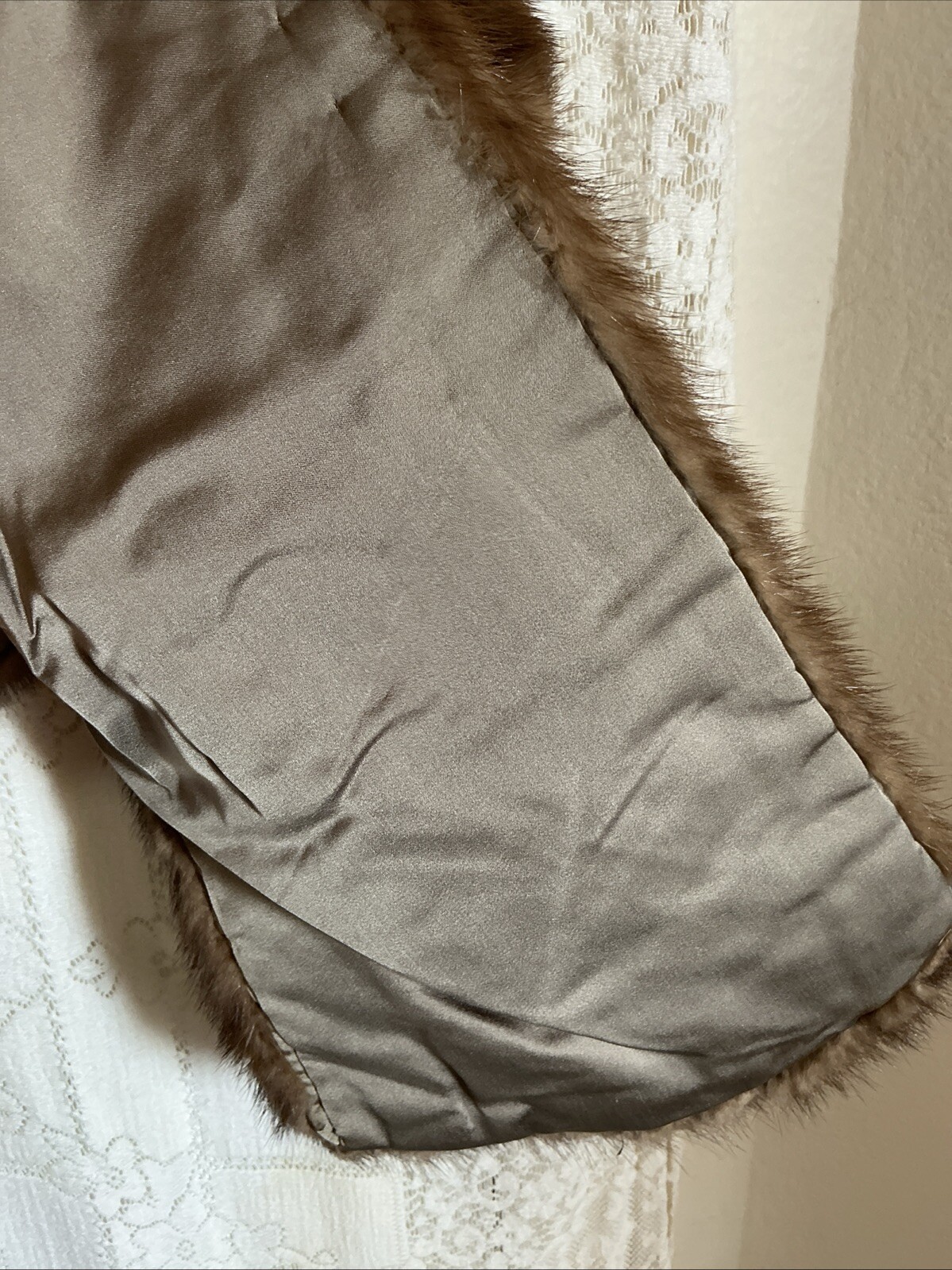 Vintage Elegant Mink Fur Cape Rice’s Fur Salon USA