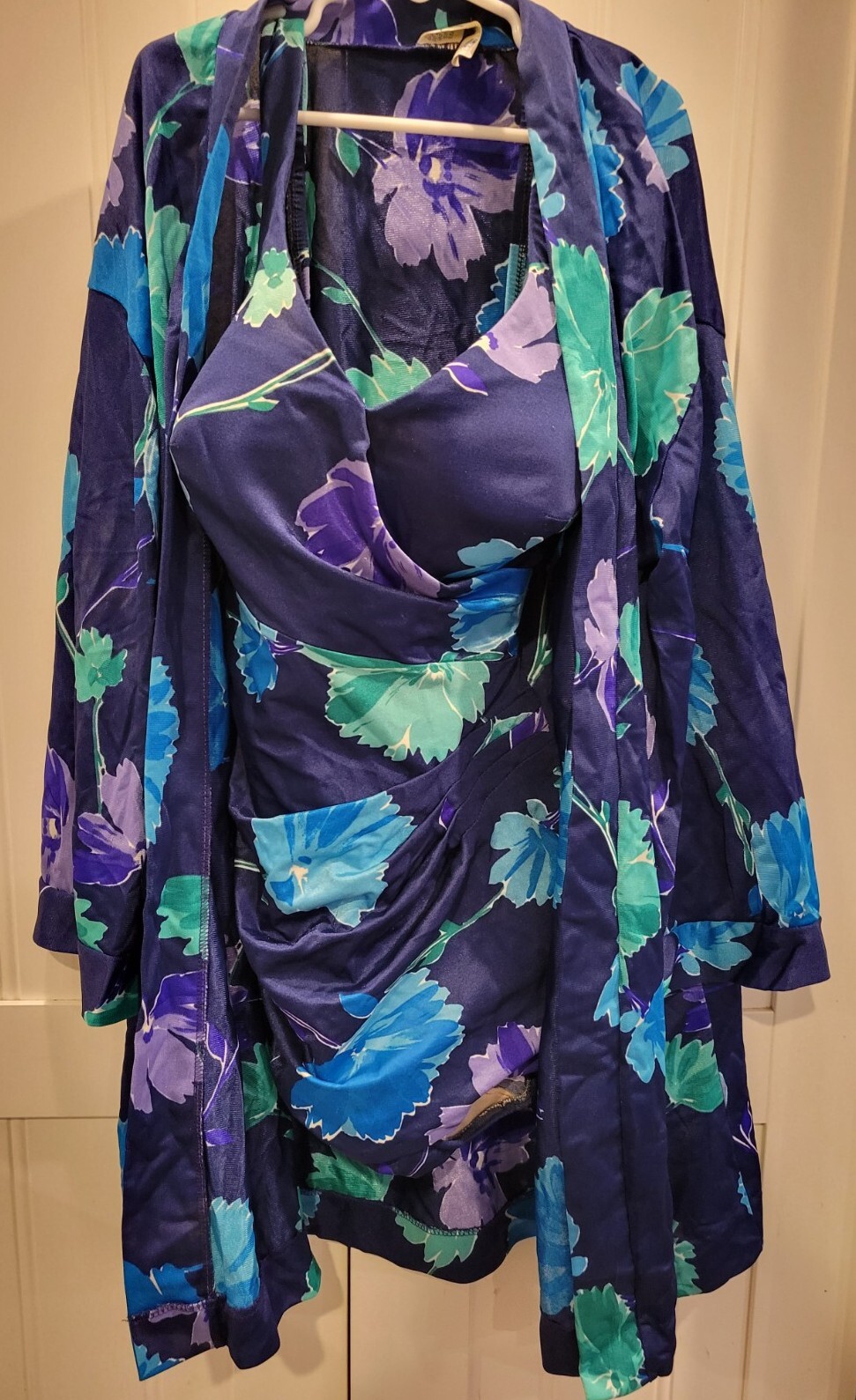 Vintage Perfection Fit By Roxanne One Piece Floral blue Swimsuit W Coverup Robe