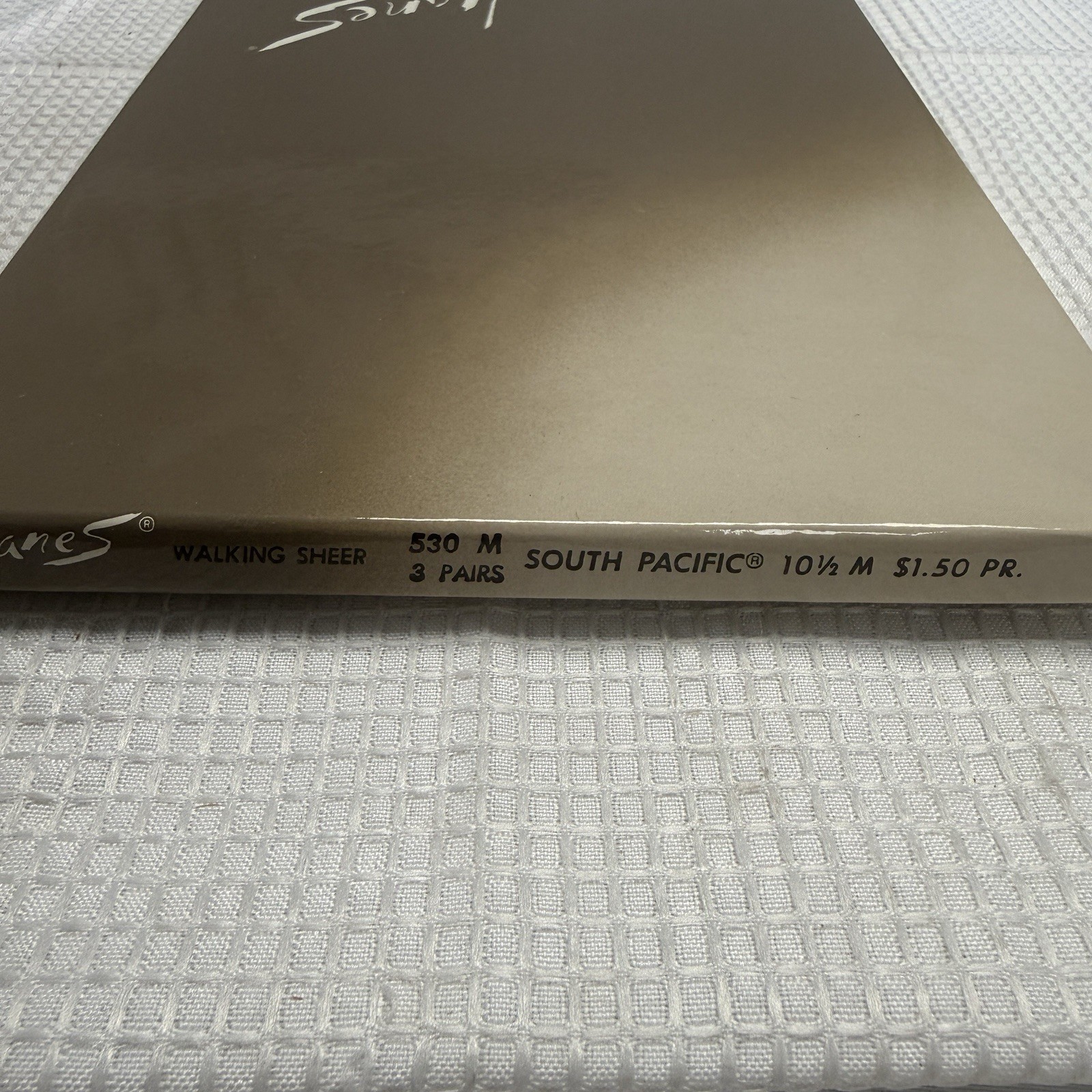 3 Vtg Hanes Walking Sheer Nylon Hose Stockings Seamless South Pacific New 10.5M