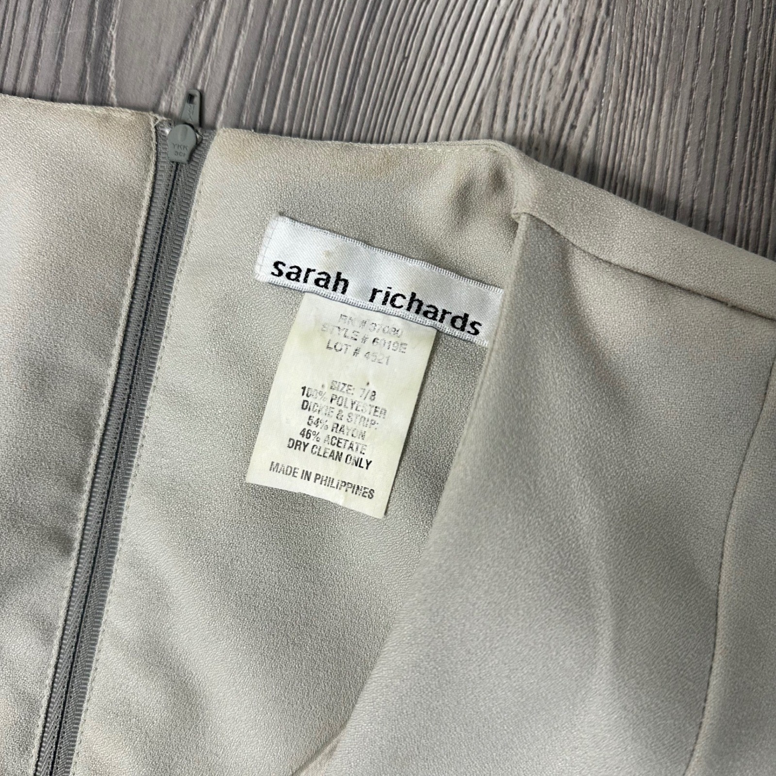 Vintage Sarah Richards Sage Green Midi Dress Decorative Front Claps – SIZE 7/8