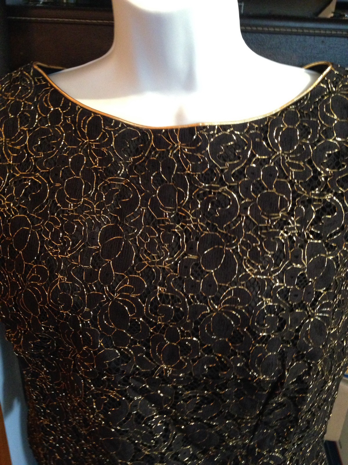 NEW NEVER WORN -Judy Bond Cotton,Lined Blouse Top Vtg 1960s Size 18-38/ Gold thr