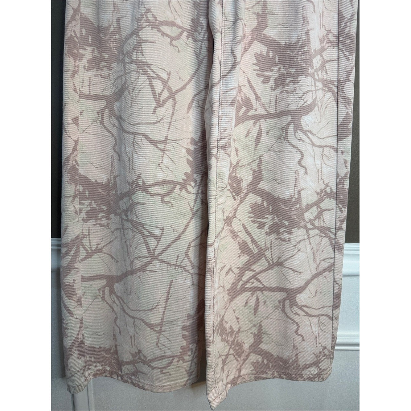 Cali 1850 Pink Camo Wide Leg Low Rise Jeans NWT 26