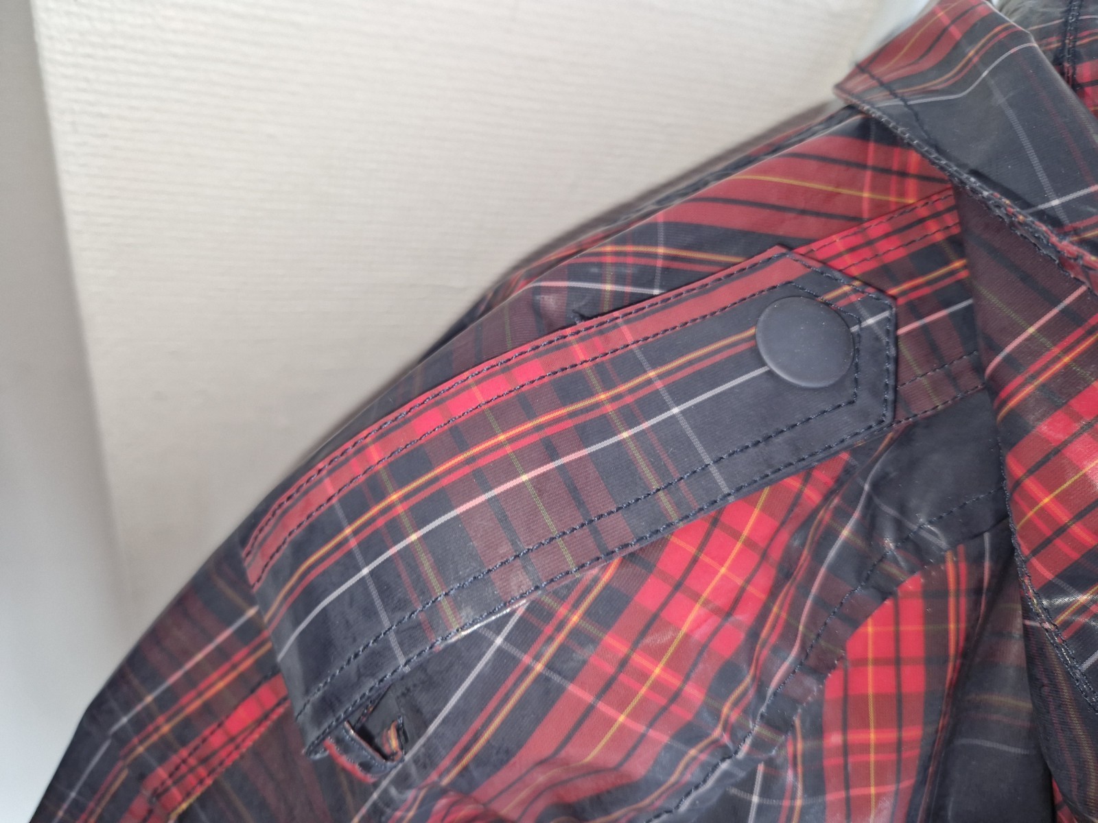 Raincoat-True Vintage-Plaid-Size 40-70s-Recycled Charlotte Eskildsen