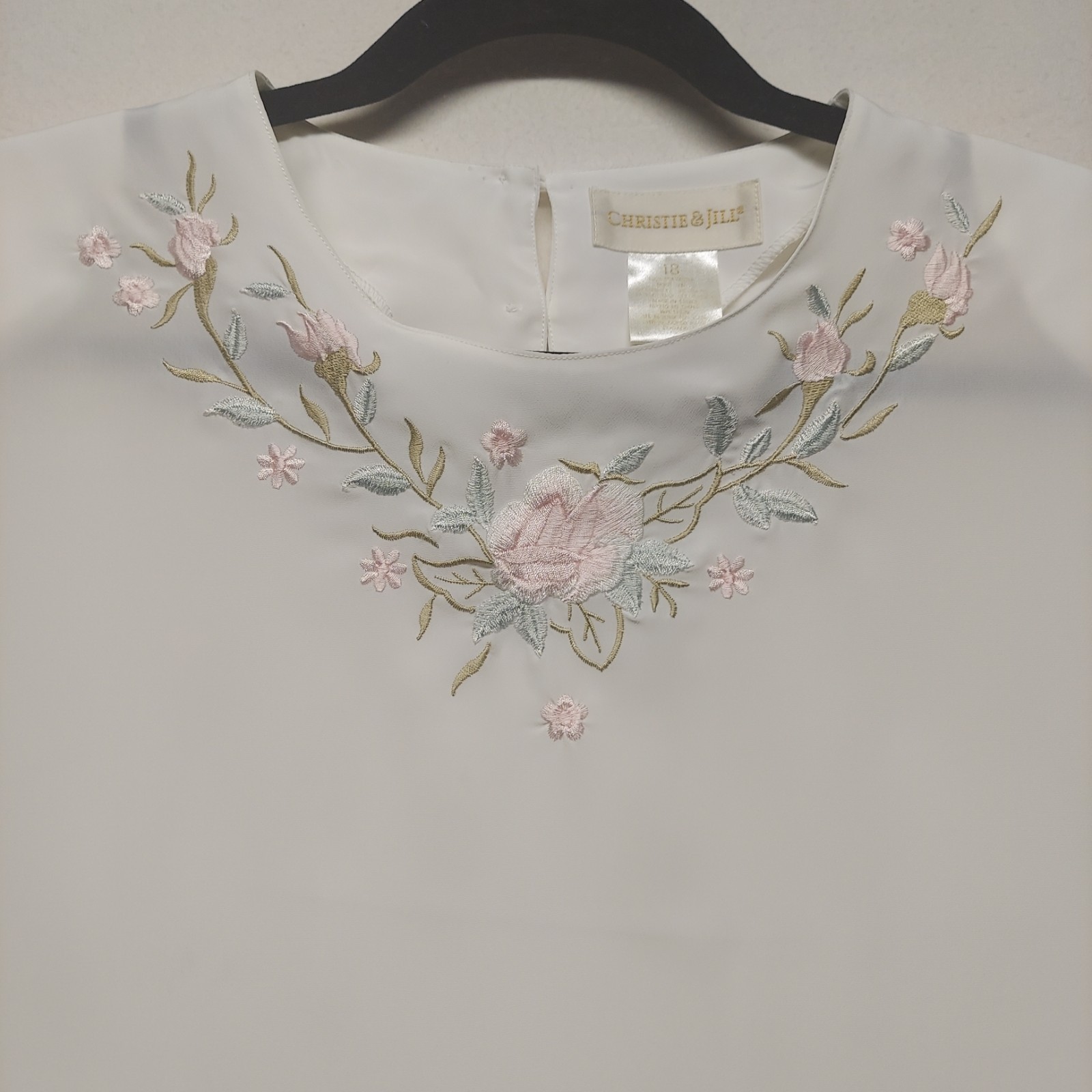 Vintage Christie & Jill Floral Embroidered Blouse Short Sleeve Shoulder Pads 18