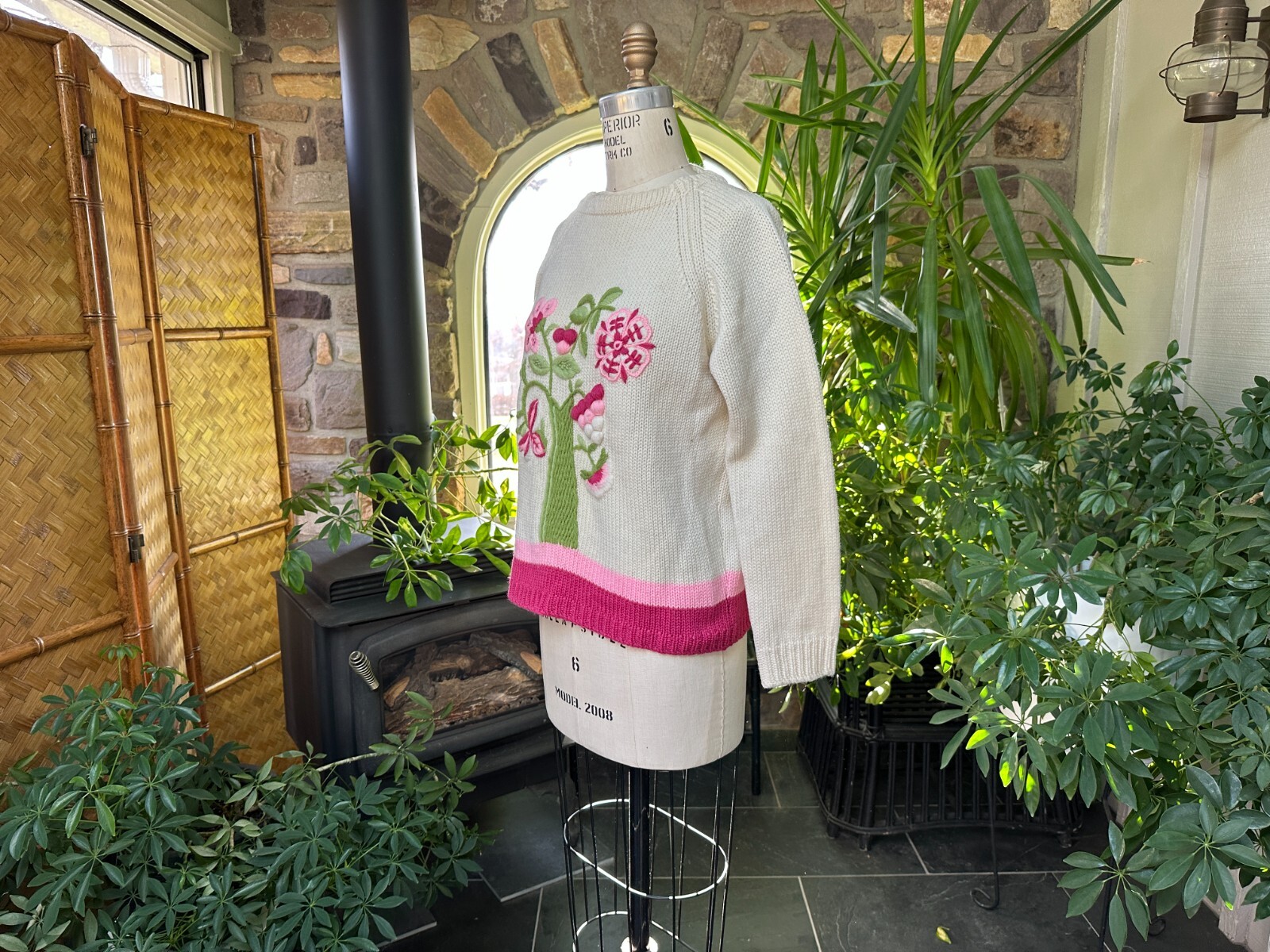 Vintage 1970s Ivory and Pink Embroidered Wool Crewneck Sweater