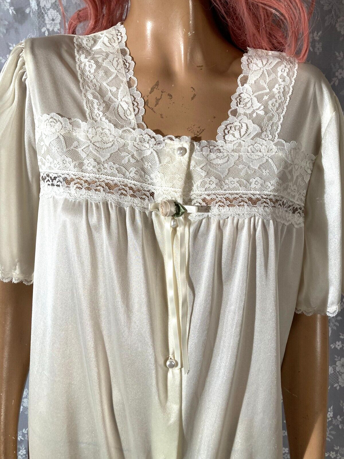 Vintage Cream Lace Robe Size Large 80s Retro Nylon Coquette Granny Light Weight