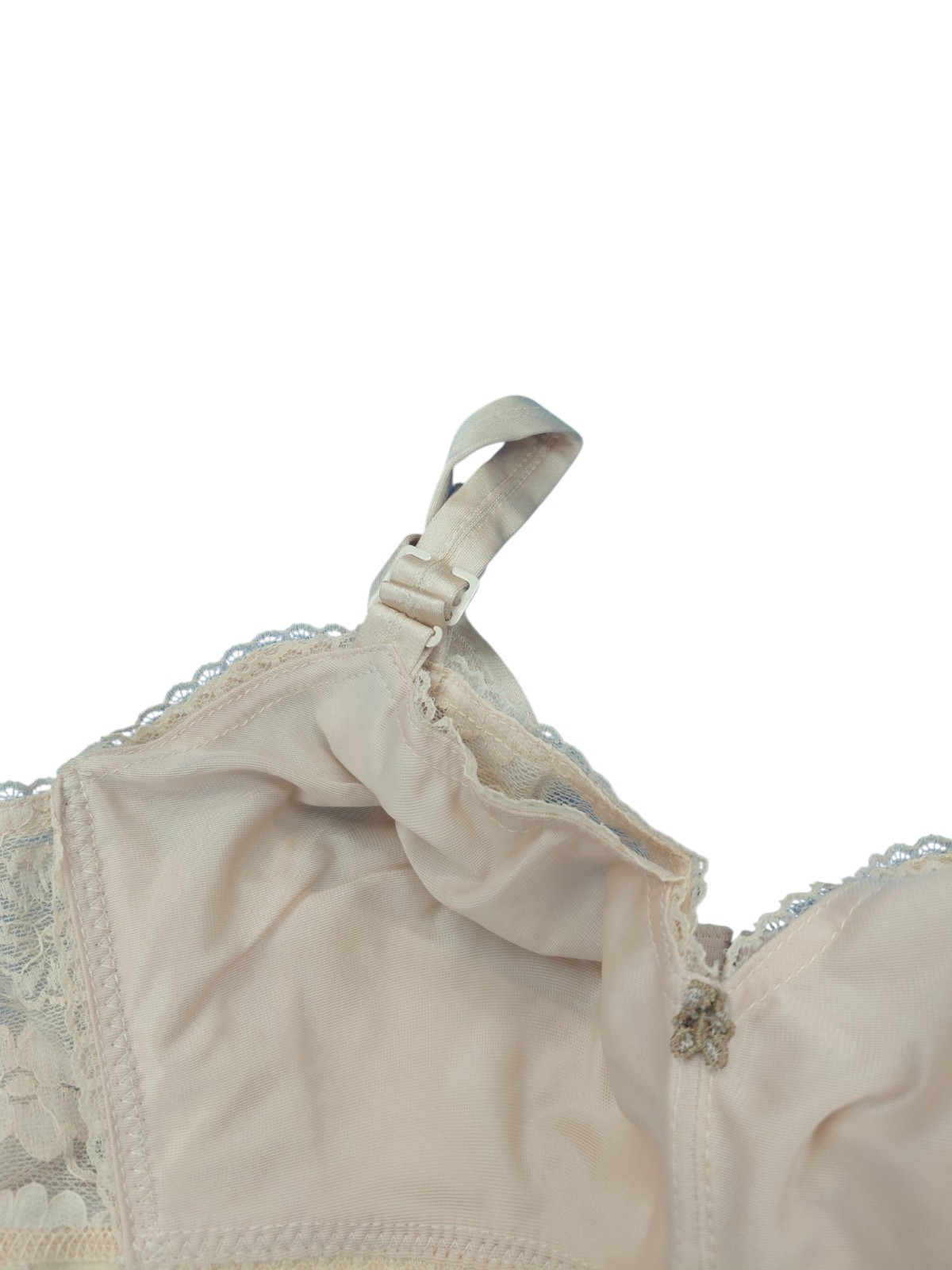 Vintage Lady Cameo Lingerie Bra Size 34E