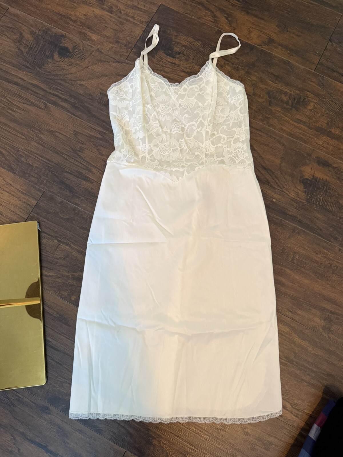 VTG 50s Womens 32 Small Vanity Fair Nylon Floral Lace Full Slip Dress Lingerie