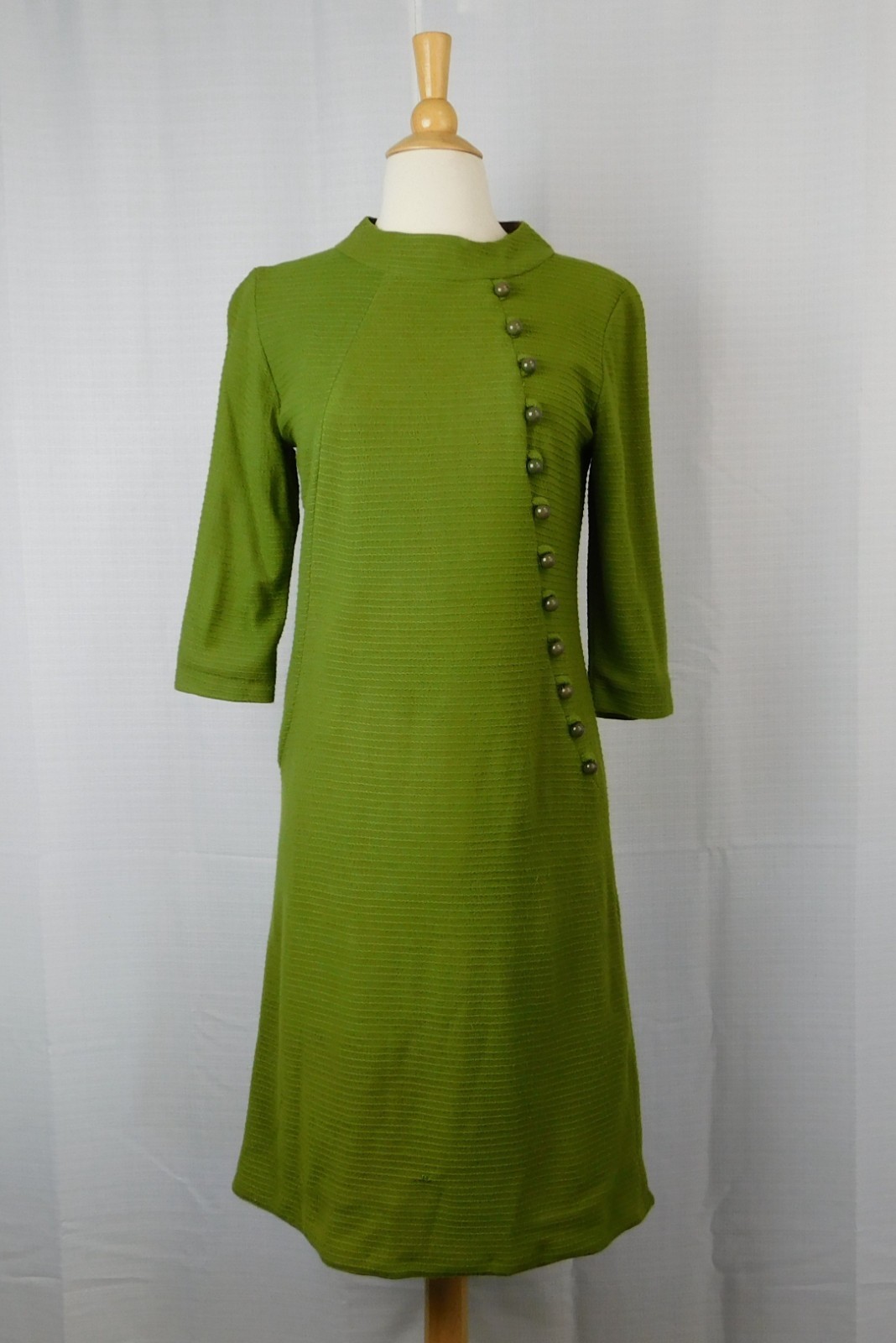 VTG 60s Mod Shift Dress Womens 12 Avocado Green Asymmetric Button ILGWU Knit