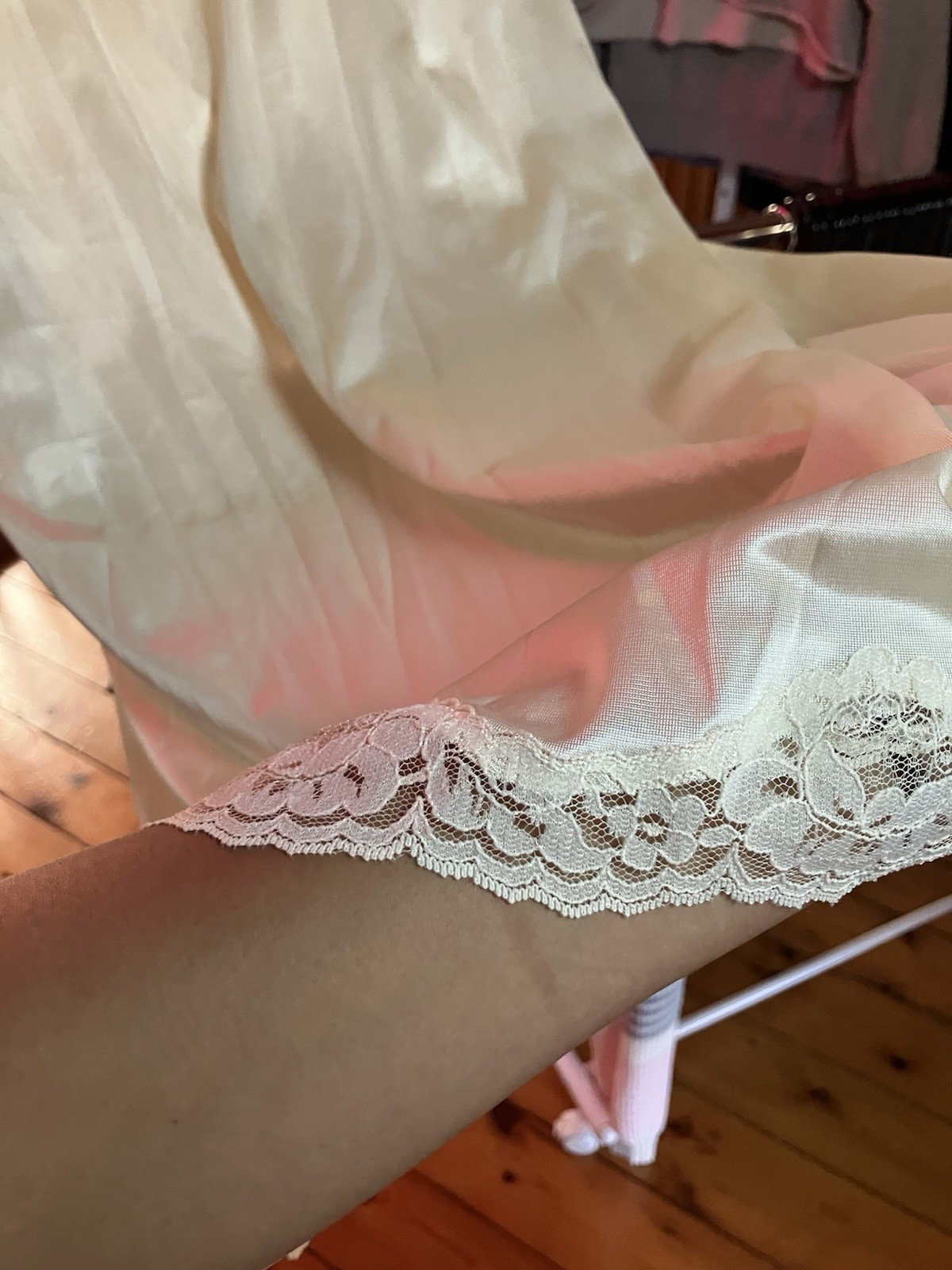 ✨Vintage By Mel-Lin White Satin Lace Full Slip Nightgown Size 40 USA ✨#203